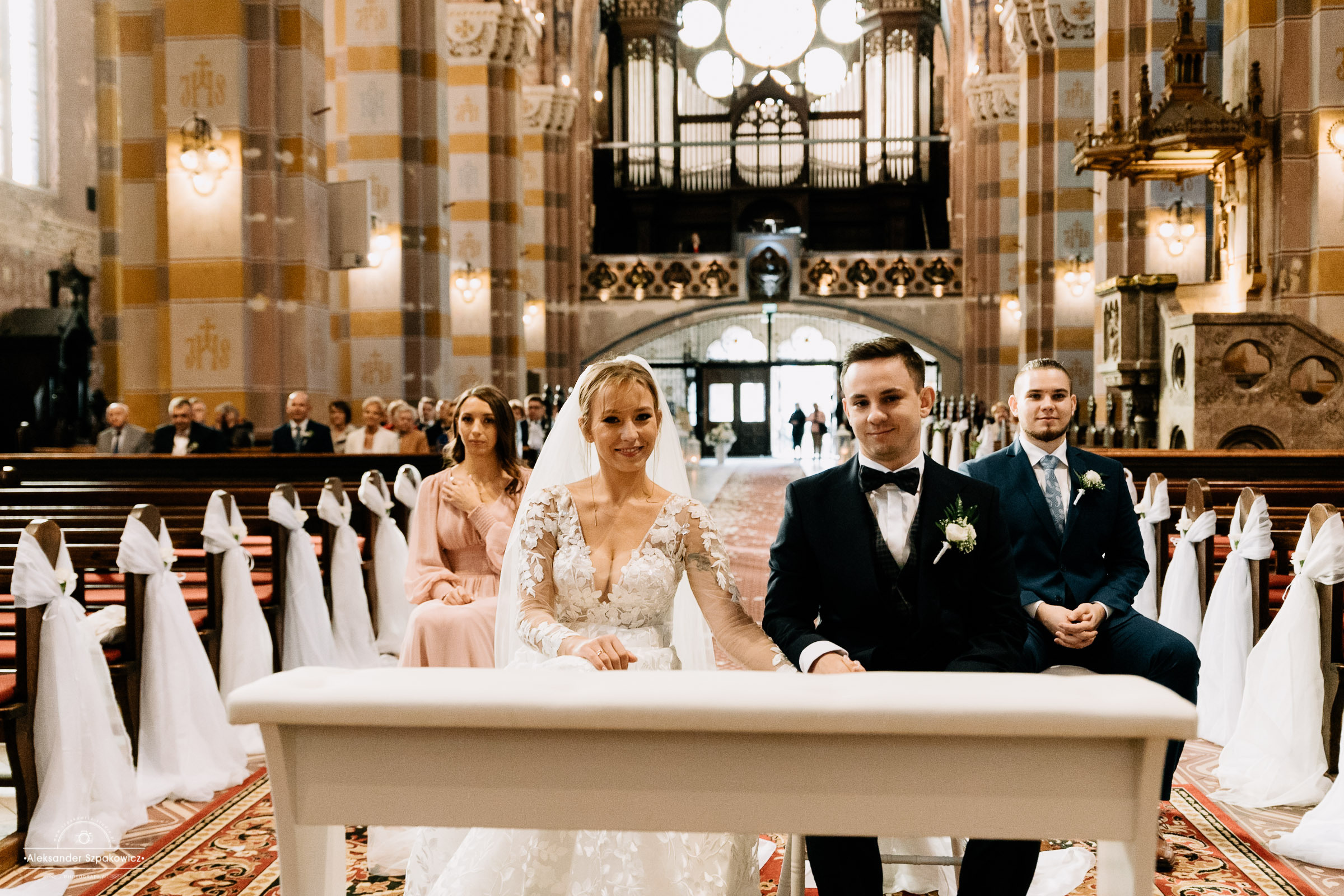 Ceremonia ślubna • Zdjęcia w kościele/USC. Fotograf Ślubny Warszawa - Sesje Biznesowe Rodzinne Eventy