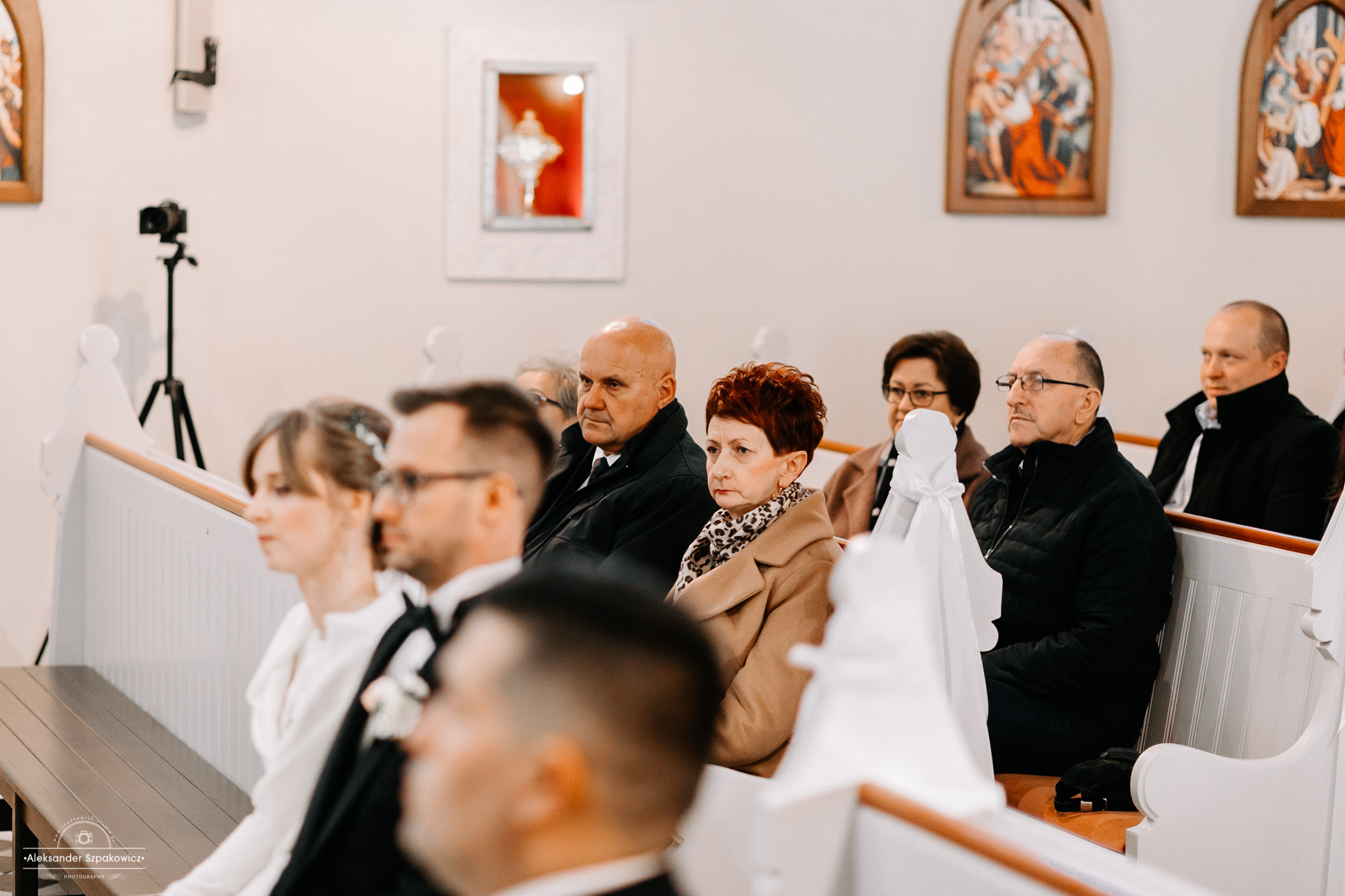 Ceremonia ślubna • Zdjęcia w kościele/USC. Fotograf Ślubny Warszawa - Sesje Biznesowe Rodzinne Eventy