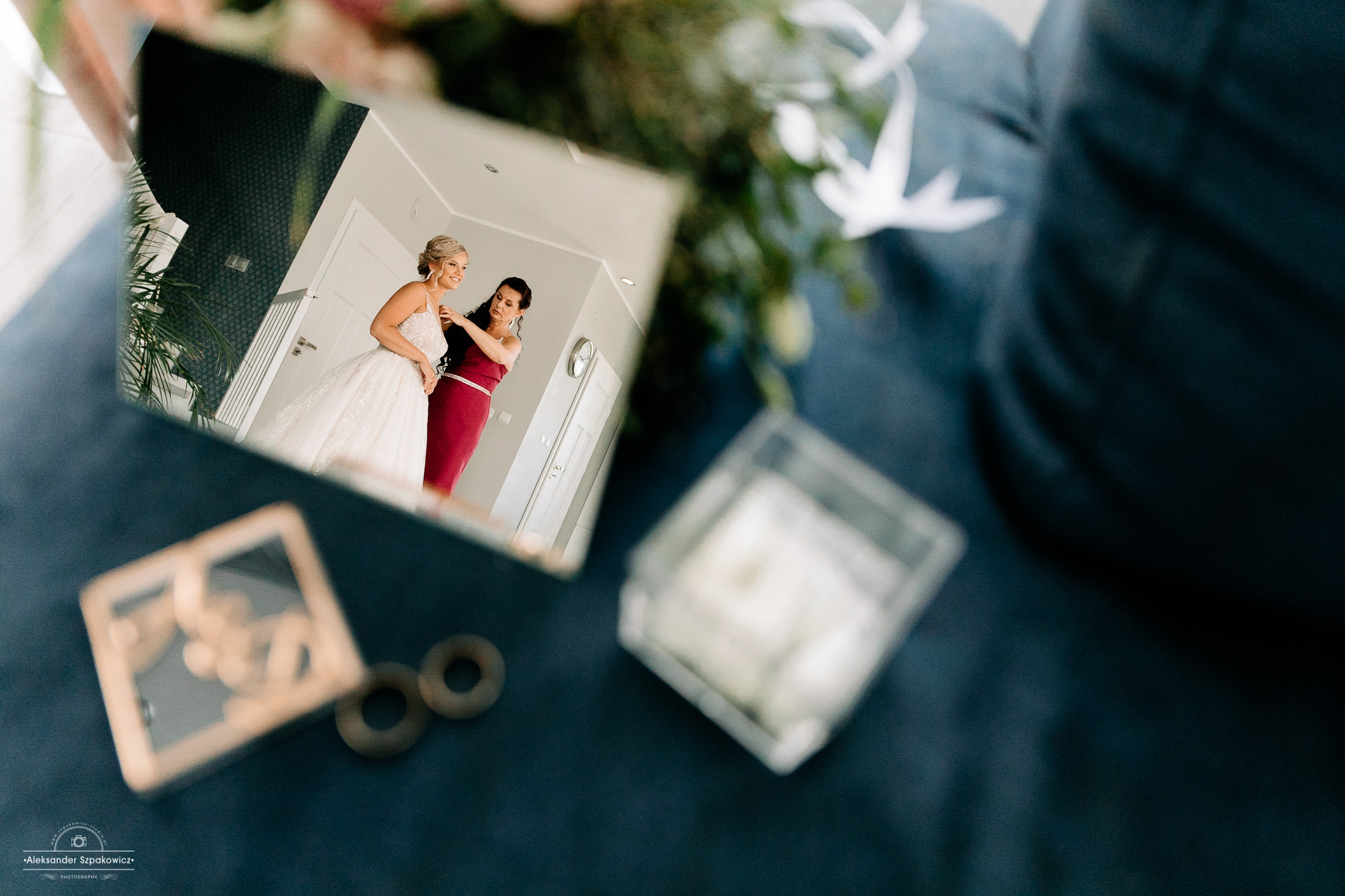 Zdjęcia ślubne z Przygotowań • Fotograf Trójmiasto. Fotograf Ślubny Warszawa - Sesje Biznesowe Rodzinne Eventy