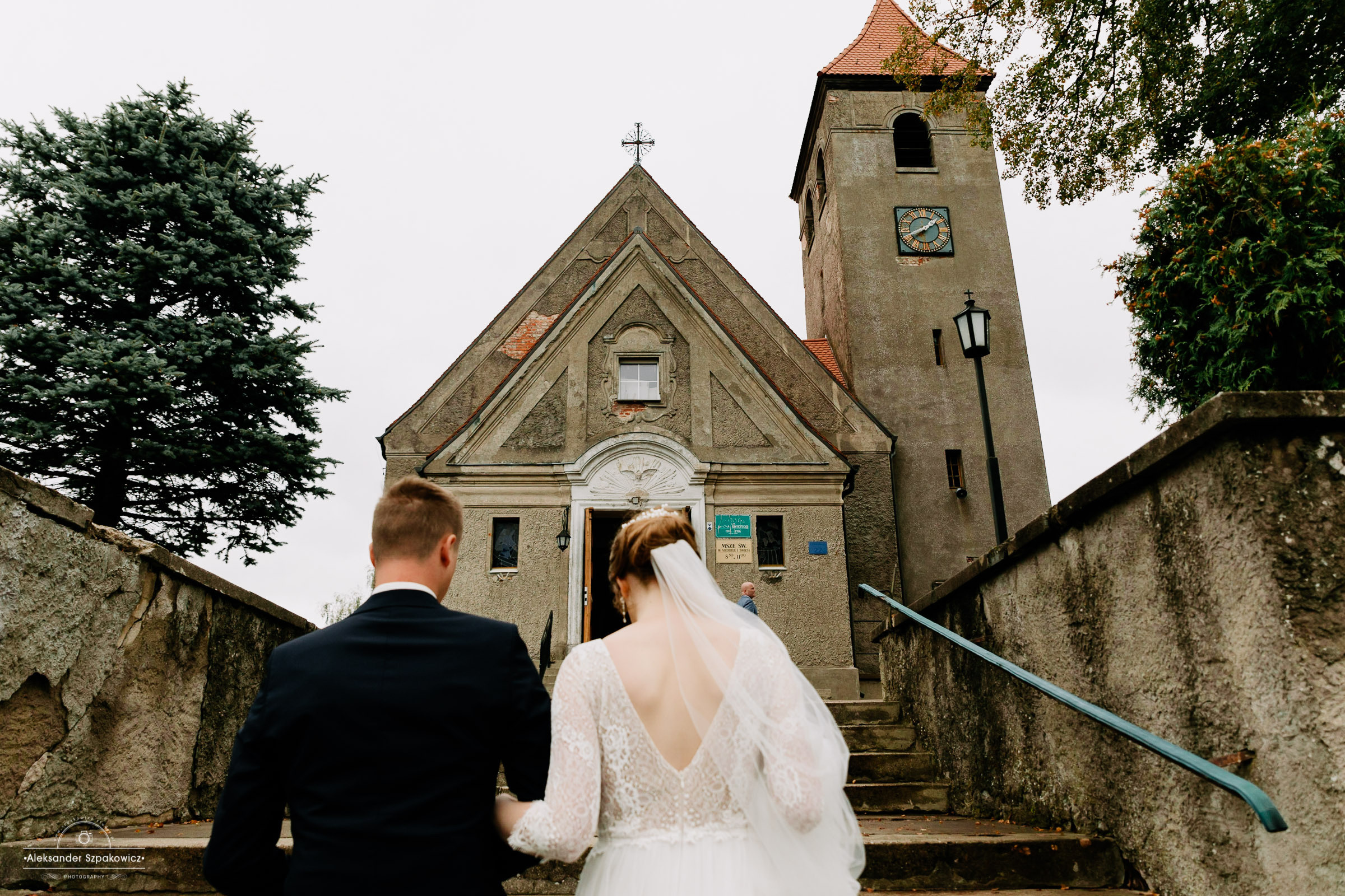 Ceremonia ślubna • Zdjęcia w kościele/USC. Fotograf Ślubny Warszawa - Sesje Biznesowe Rodzinne Eventy