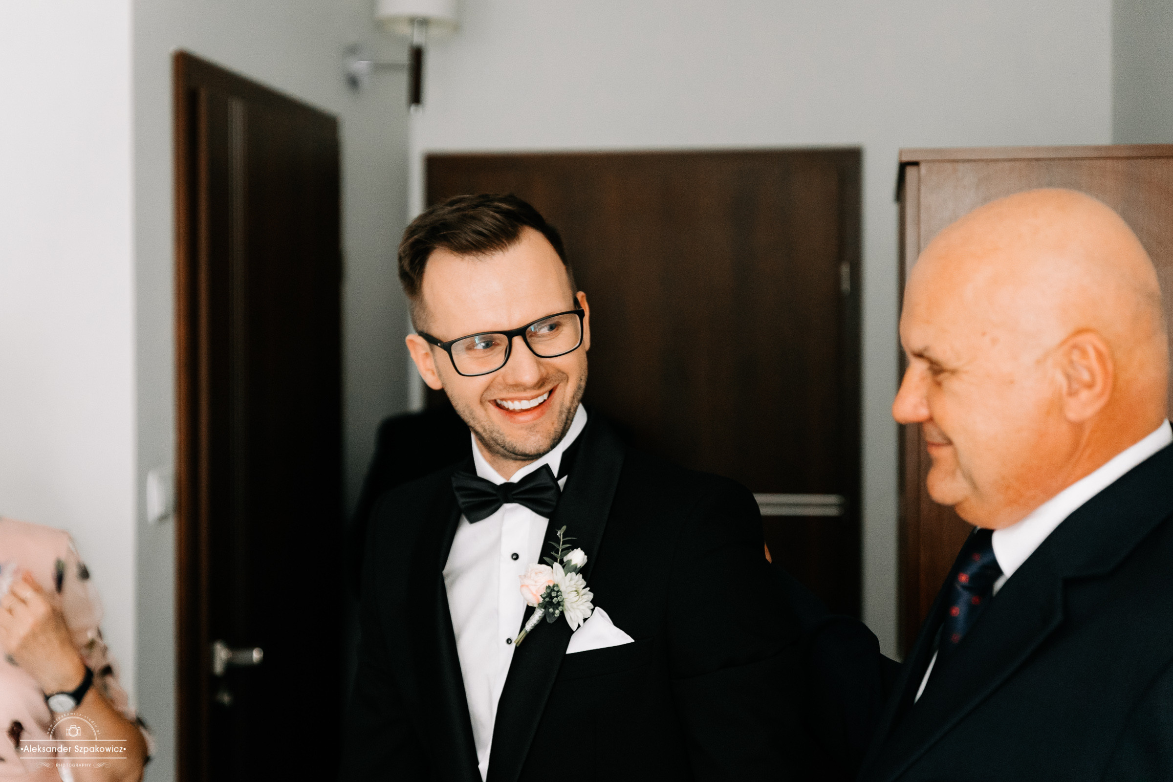 Zdjęcia ślubne z Przygotowań • Fotograf Trójmiasto. Fotograf Ślubny Warszawa - Sesje Biznesowe Rodzinne Eventy