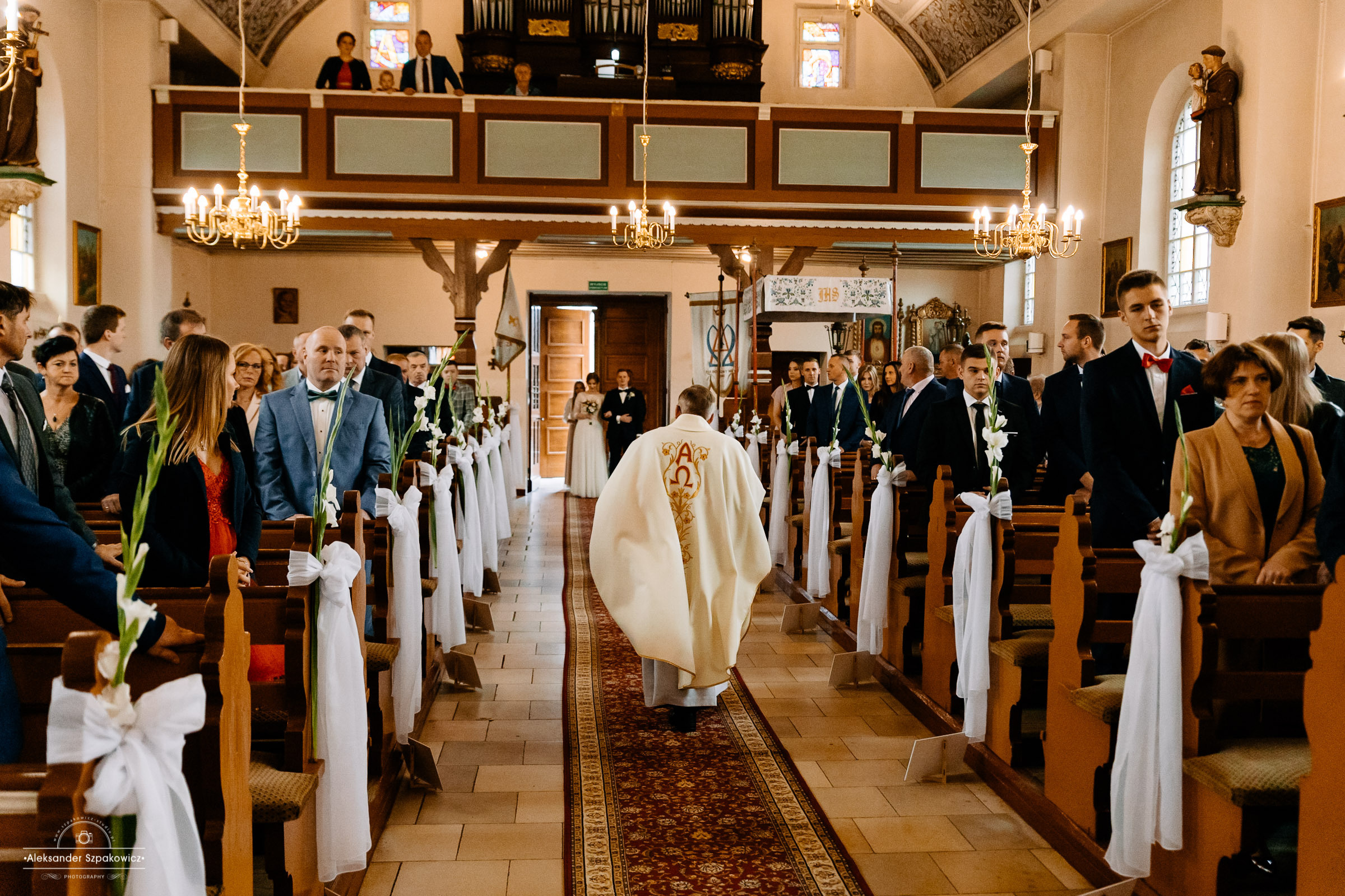 Ceremonia ślubna • Zdjęcia w kościele/USC. Fotograf Ślubny Warszawa - Sesje Biznesowe Rodzinne Eventy