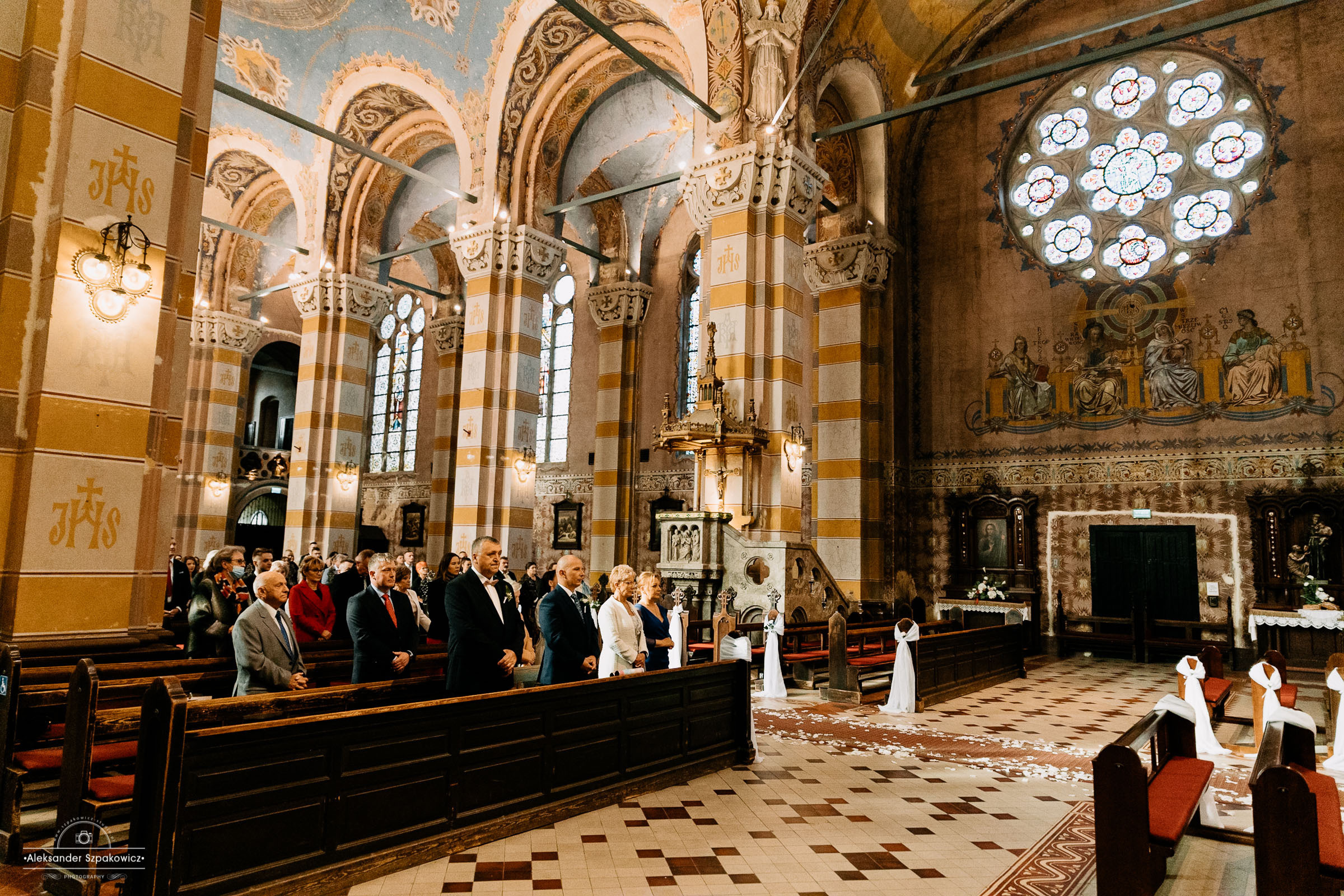 Ceremonia ślubna • Zdjęcia w kościele/USC. Fotograf Ślubny Warszawa - Sesje Biznesowe Rodzinne Eventy