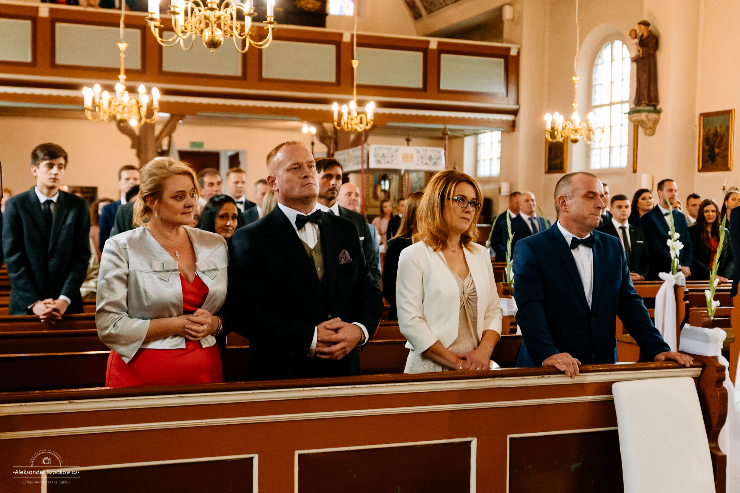 Ceremonia ślubna • Zdjęcia w kościele/USC. Fotograf Ślubny Warszawa - Sesje Biznesowe Rodzinne Eventy