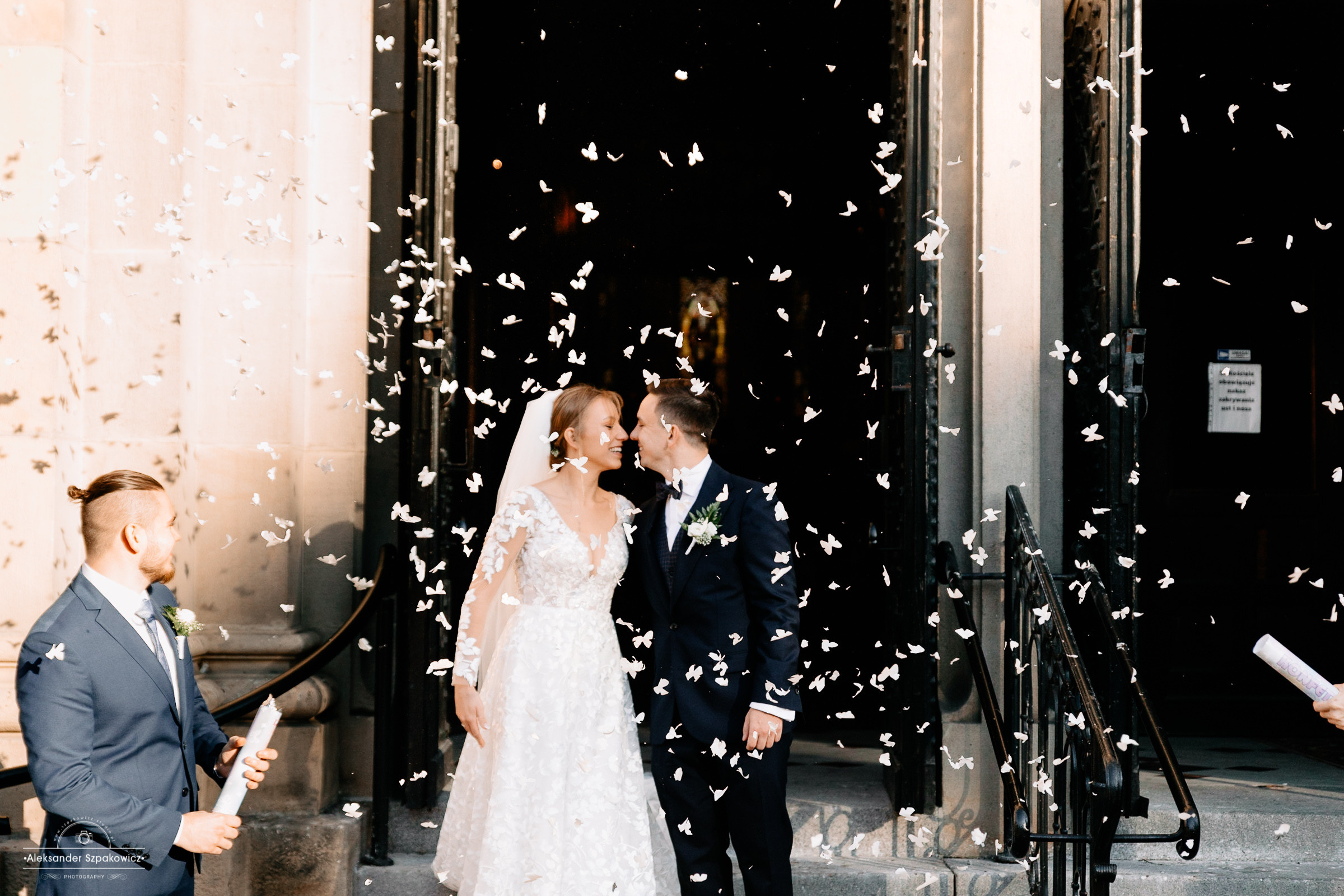 Ceremonia ślubna • Zdjęcia w kościele/USC. Fotograf Ślubny Warszawa - Sesje Biznesowe Rodzinne Eventy