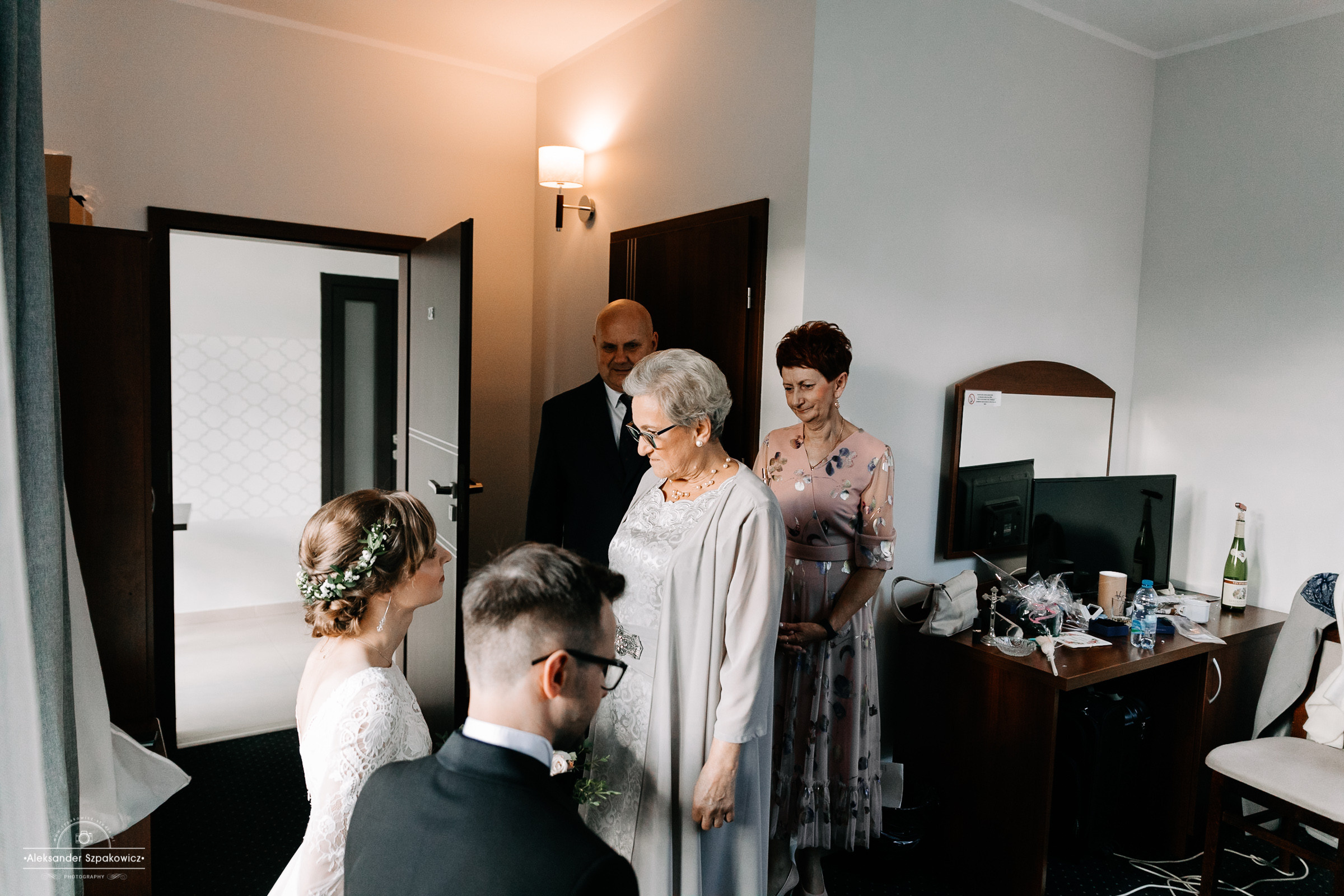 Zdjęcia ślubne z Przygotowań • Fotograf Trójmiasto. Fotograf Ślubny Warszawa - Sesje Biznesowe Rodzinne Eventy