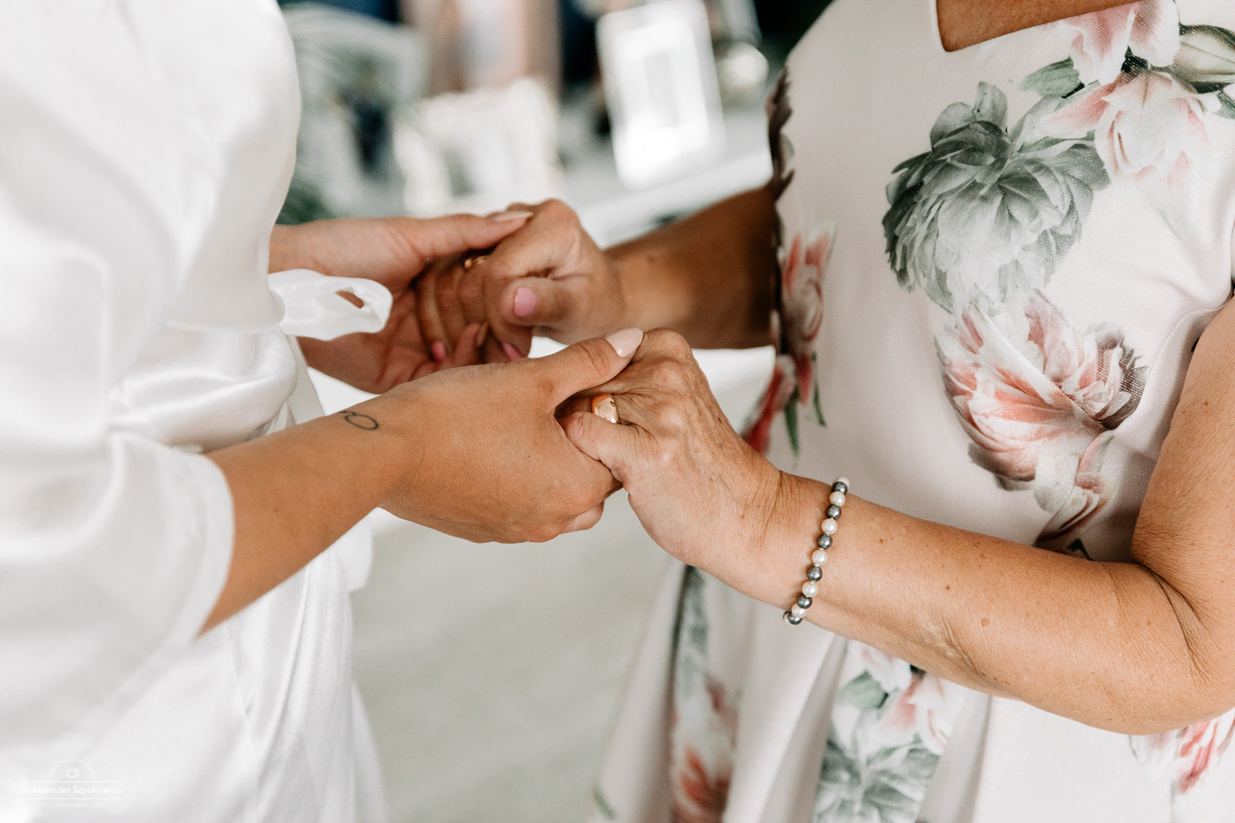 Zdjęcia ślubne z Przygotowań • Fotograf Trójmiasto. Fotograf Ślubny Warszawa - Sesje Biznesowe Rodzinne Eventy