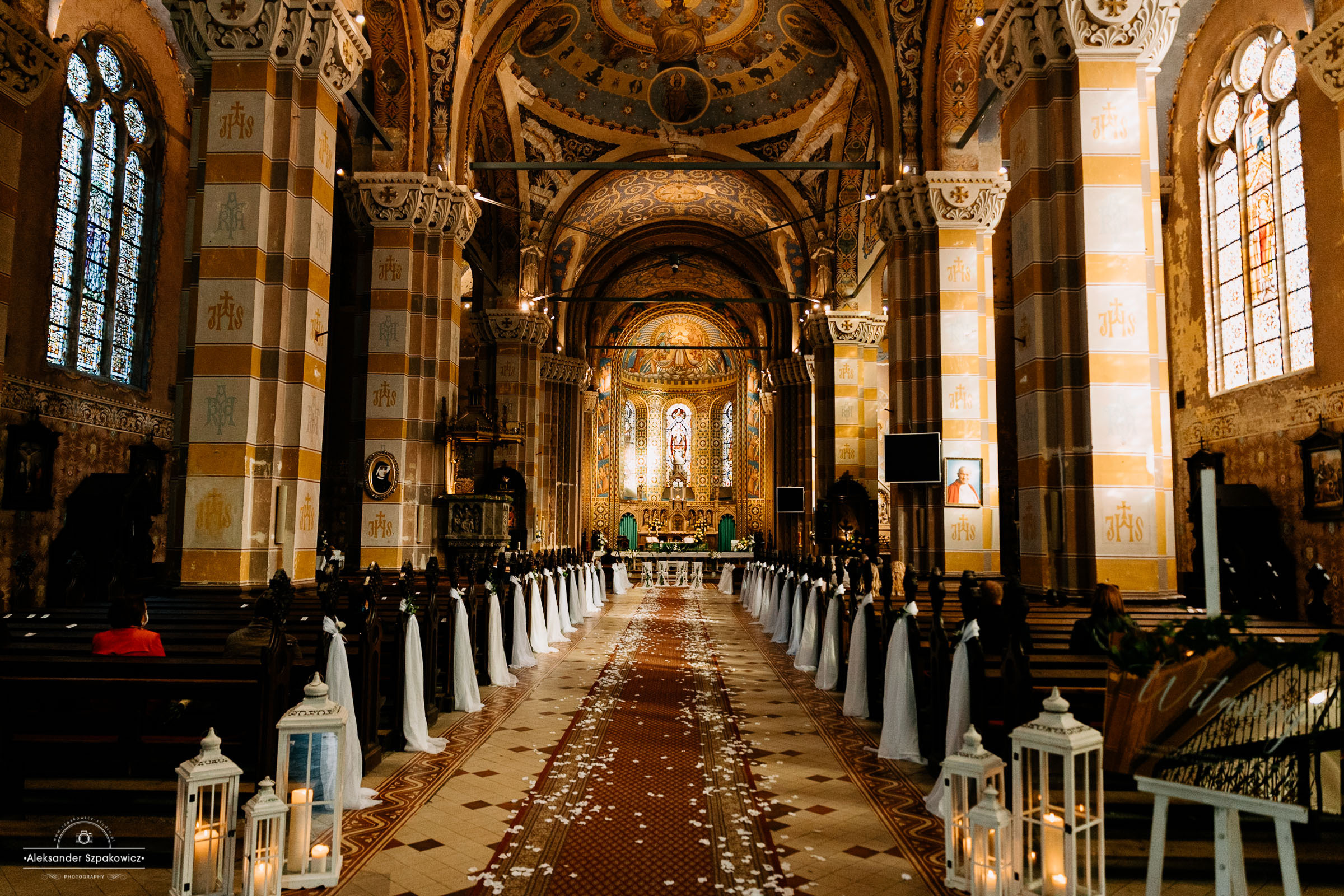 Ceremonia ślubna • Zdjęcia w kościele/USC. Fotograf Ślubny Warszawa - Sesje Biznesowe Rodzinne Eventy
