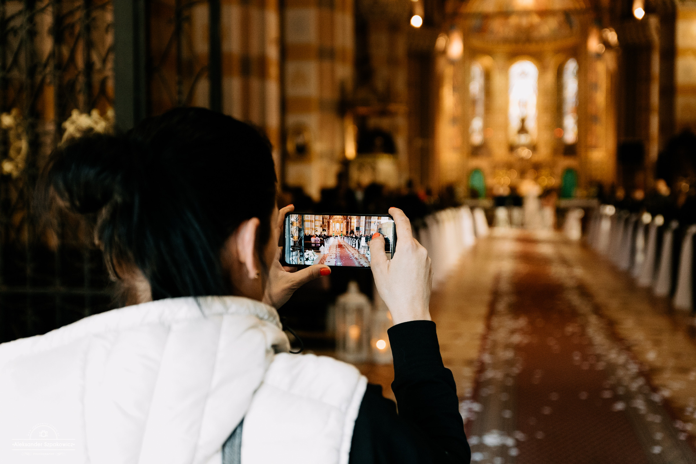 Ceremonia ślubna • Zdjęcia w kościele/USC. Fotograf Ślubny Warszawa - Sesje Biznesowe Rodzinne Eventy