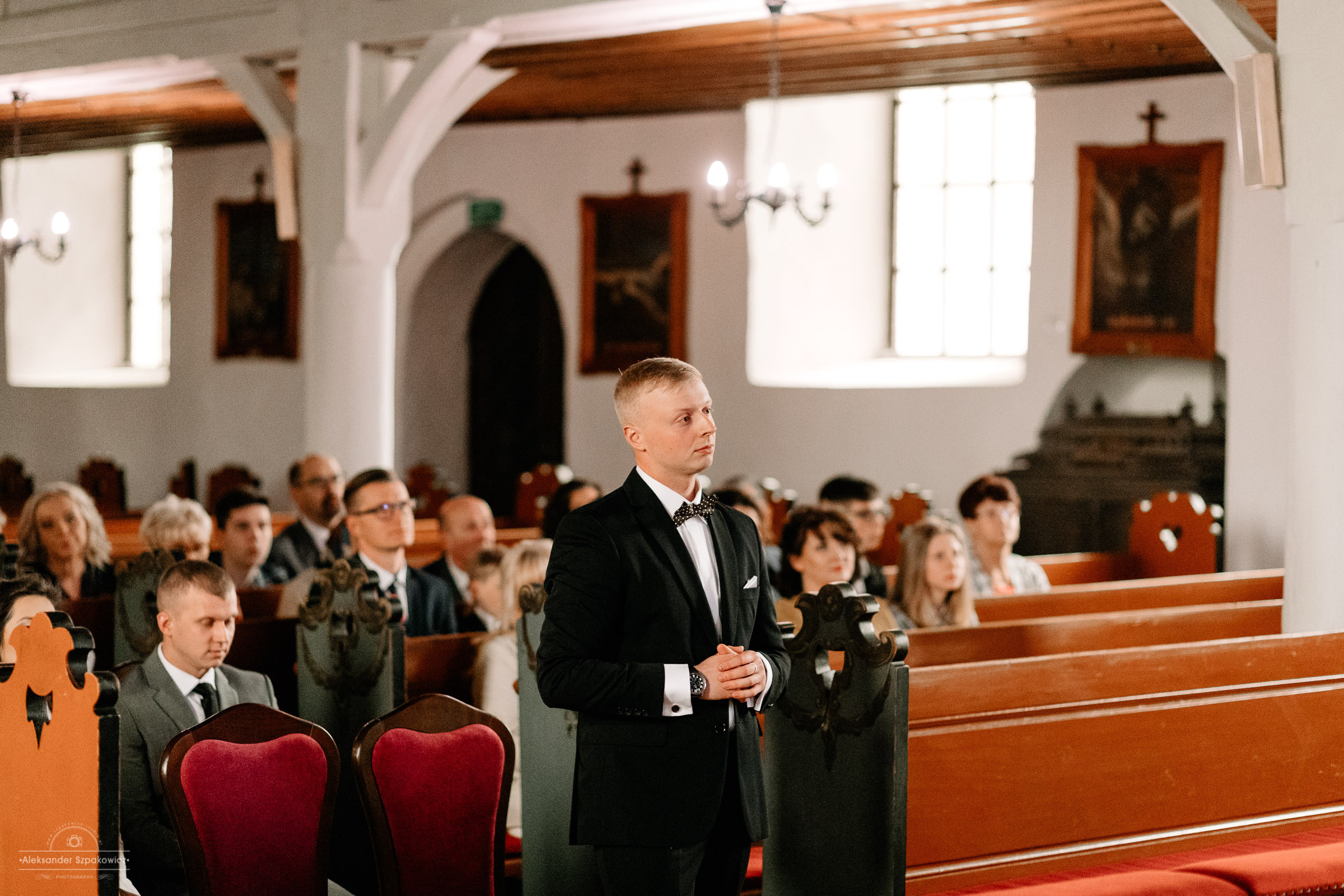 Ceremonia ślubna • Zdjęcia w kościele/USC. Fotograf Ślubny Warszawa - Sesje Biznesowe Rodzinne Eventy