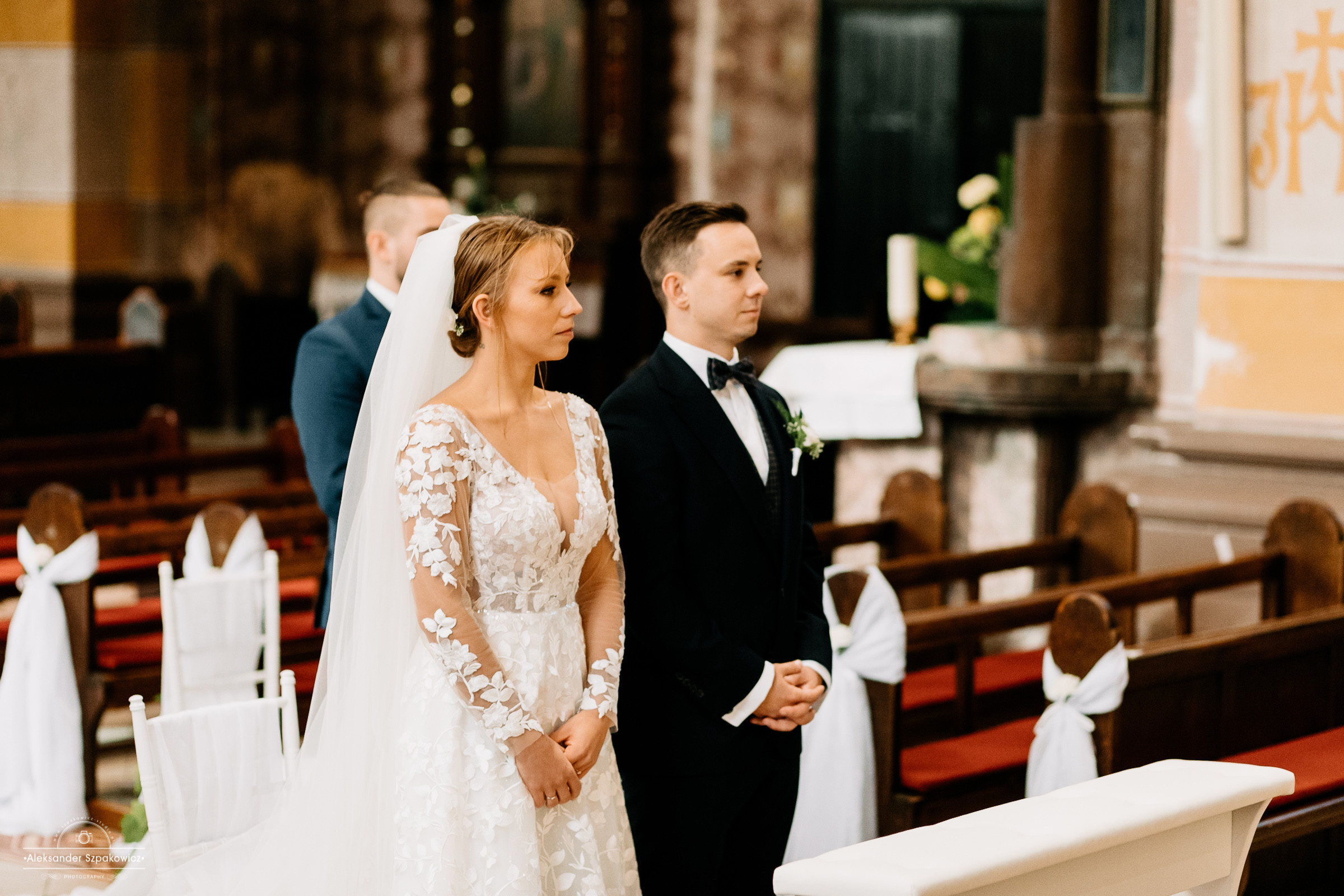 Ceremonia ślubna • Zdjęcia w kościele/USC. Fotograf Ślubny Warszawa - Sesje Biznesowe Rodzinne Eventy