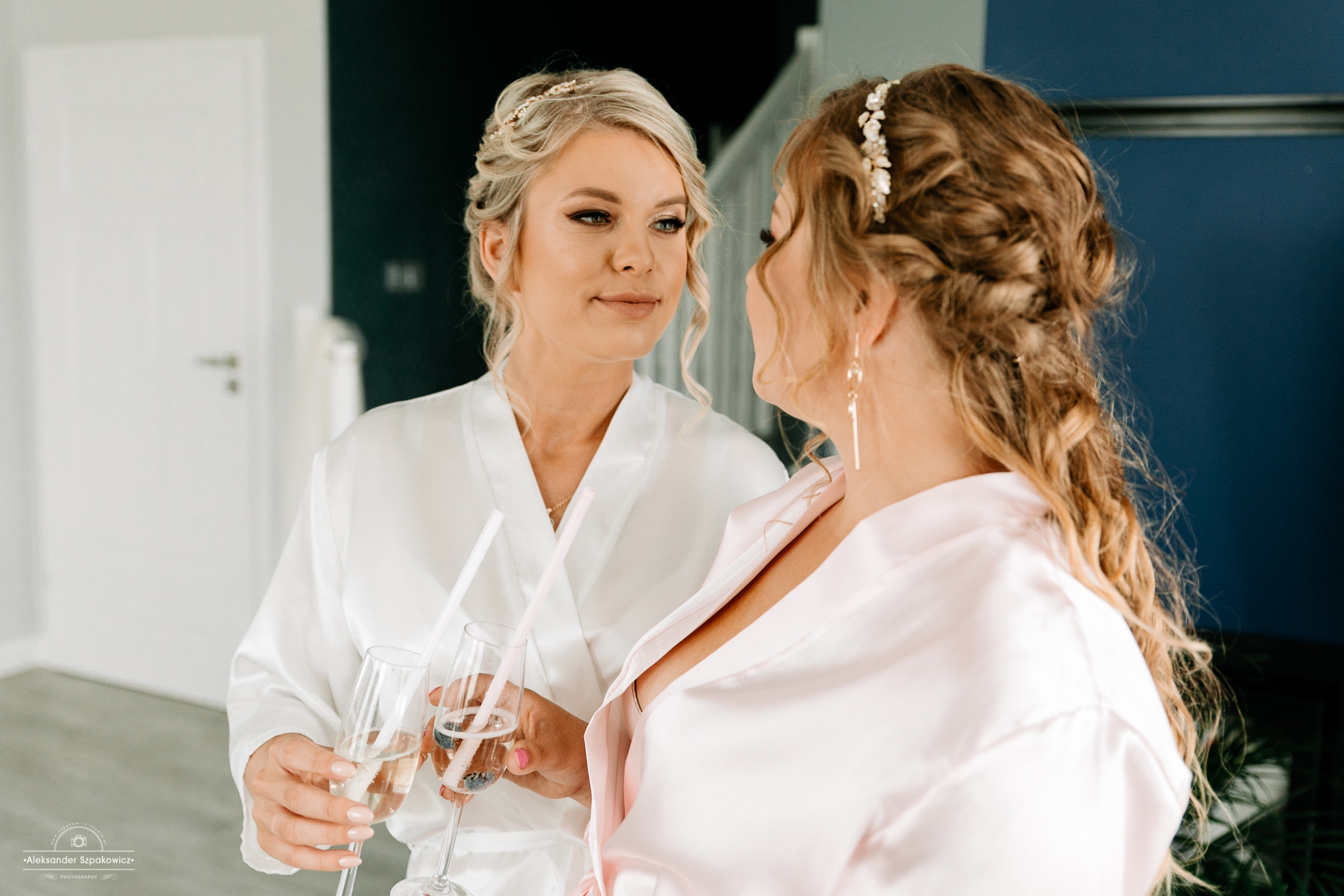 Zdjęcia ślubne z Przygotowań • Fotograf Trójmiasto. Fotograf Ślubny Warszawa - Sesje Biznesowe Rodzinne Eventy