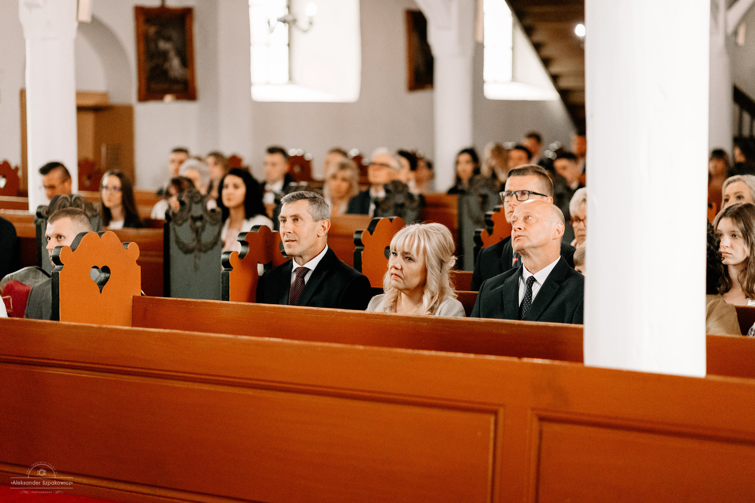 Ceremonia ślubna • Zdjęcia w kościele/USC. Fotograf Ślubny Warszawa - Sesje Biznesowe Rodzinne Eventy