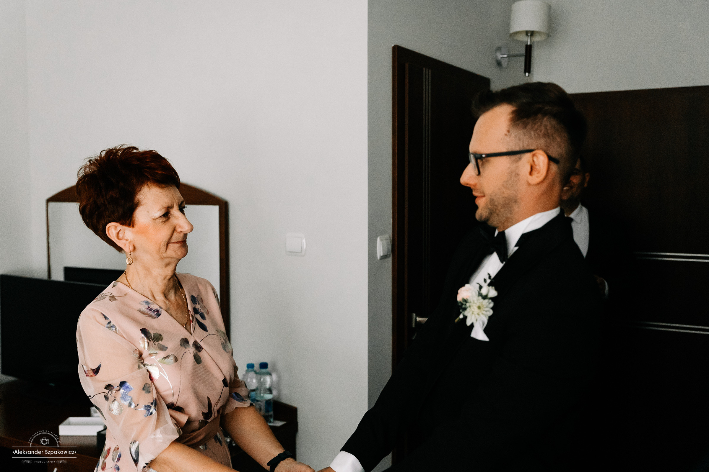 Zdjęcia ślubne z Przygotowań • Fotograf Trójmiasto. Fotograf Ślubny Warszawa - Sesje Biznesowe Rodzinne Eventy