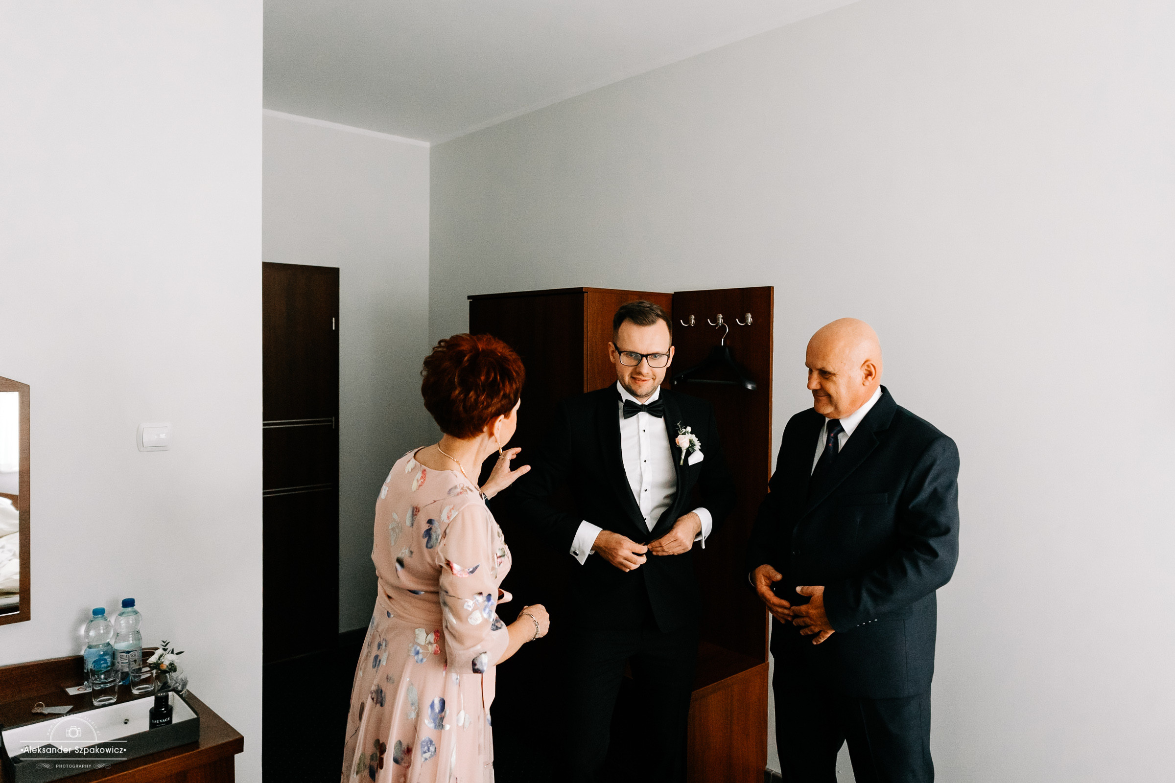 Zdjęcia ślubne z Przygotowań • Fotograf Trójmiasto. Fotograf Ślubny Warszawa - Sesje Biznesowe Rodzinne Eventy