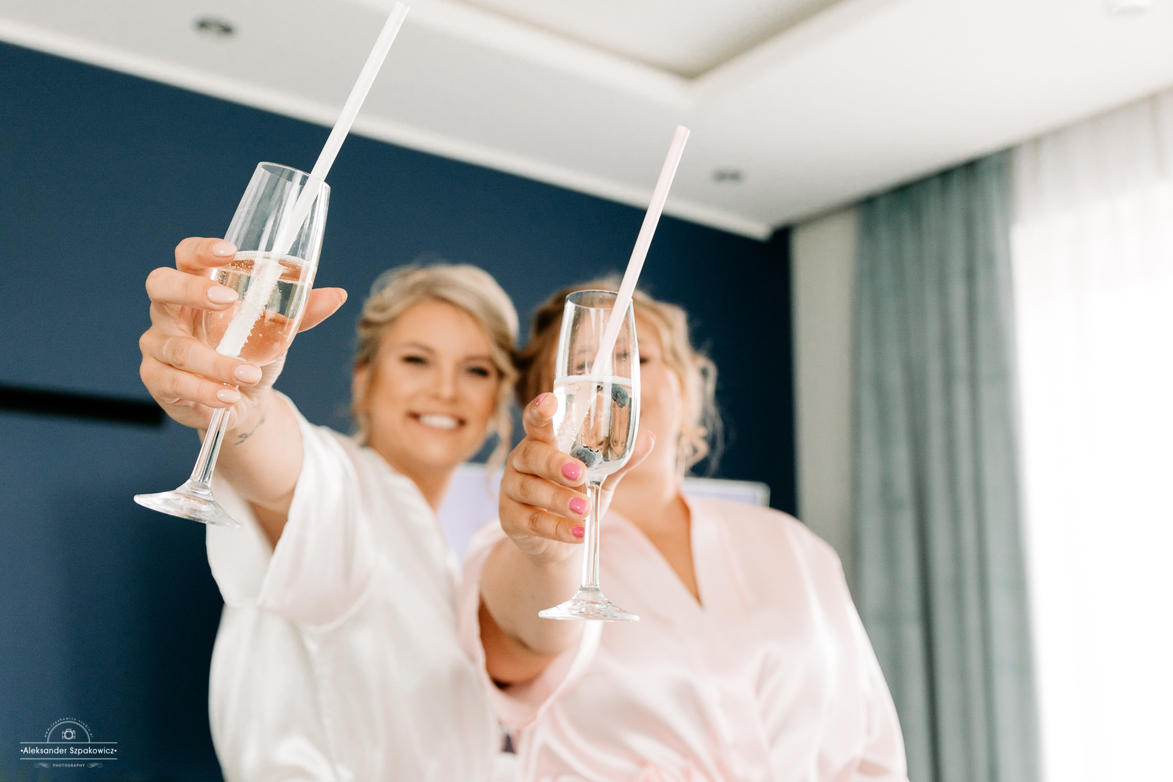 Zdjęcia ślubne z Przygotowań • Fotograf Trójmiasto. Fotograf Ślubny Warszawa - Sesje Biznesowe Rodzinne Eventy