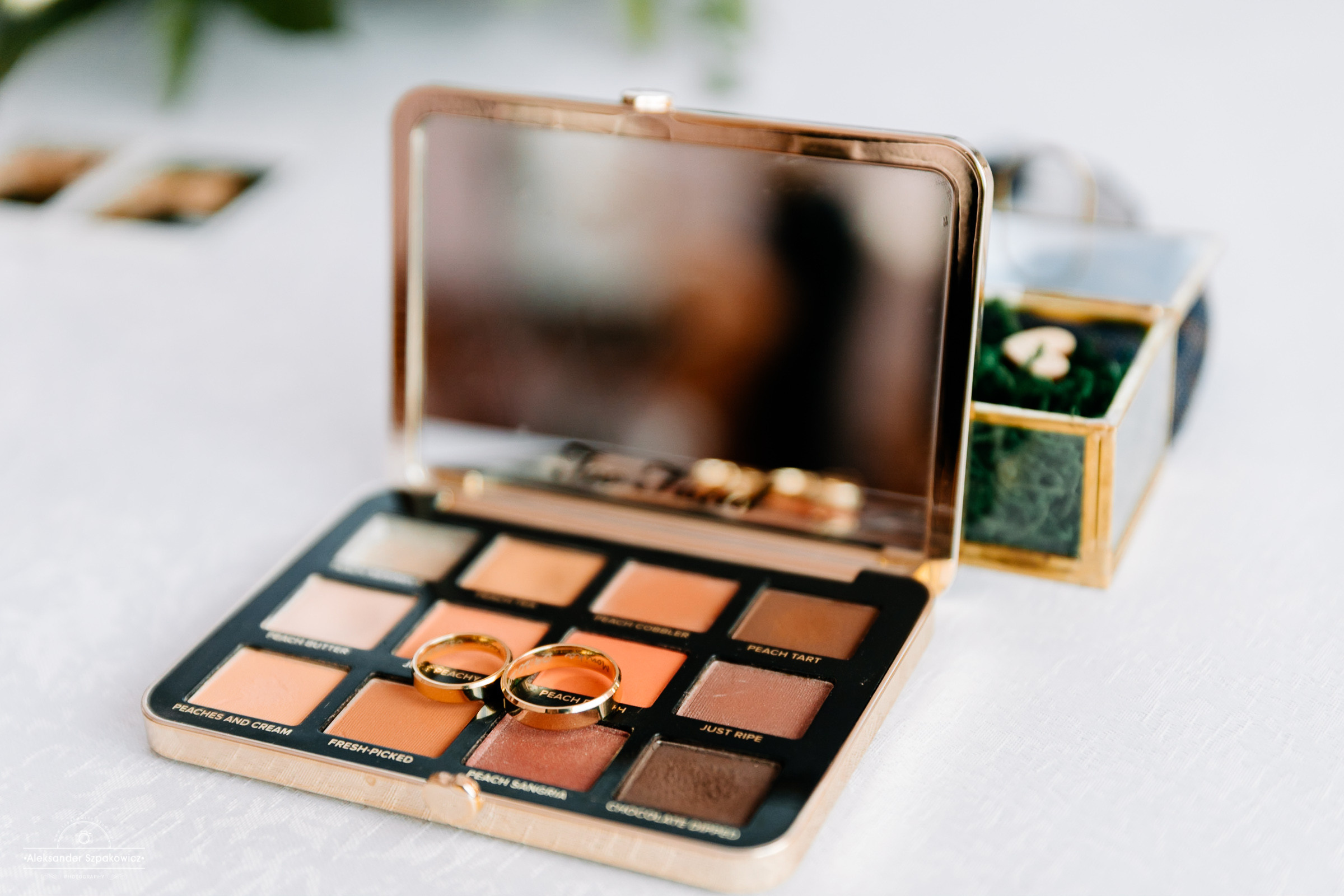 Zdjęcia ślubne z Przygotowań • Fotograf Trójmiasto. Fotograf Ślubny Warszawa - Sesje Biznesowe Rodzinne Eventy