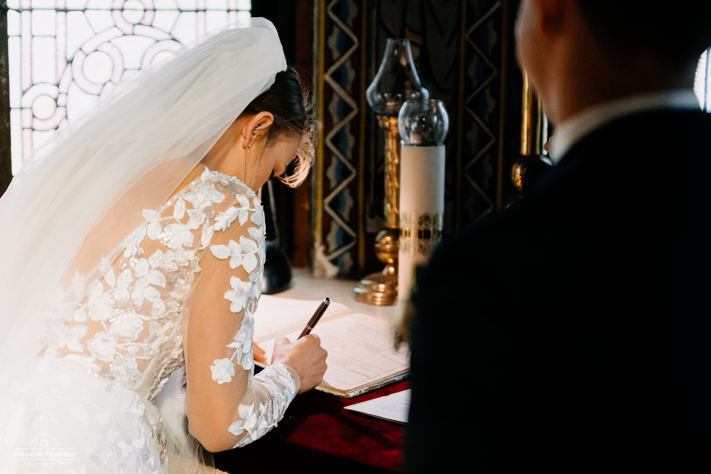 Ceremonia ślubna • Zdjęcia w kościele/USC. Fotograf Ślubny Warszawa - Sesje Biznesowe Rodzinne Eventy
