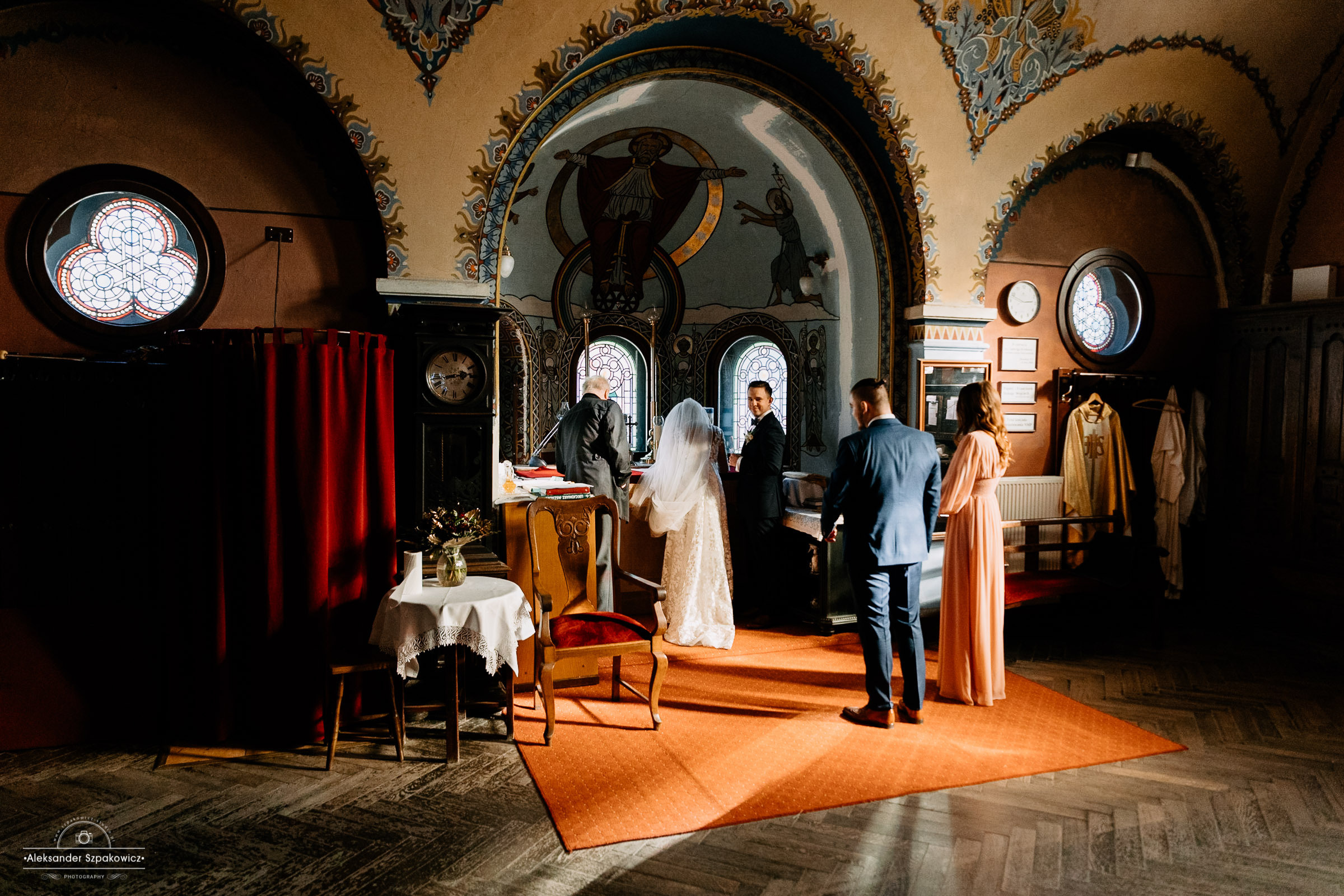 Ceremonia ślubna • Zdjęcia w kościele/USC. Fotograf Ślubny Warszawa - Sesje Biznesowe Rodzinne Eventy