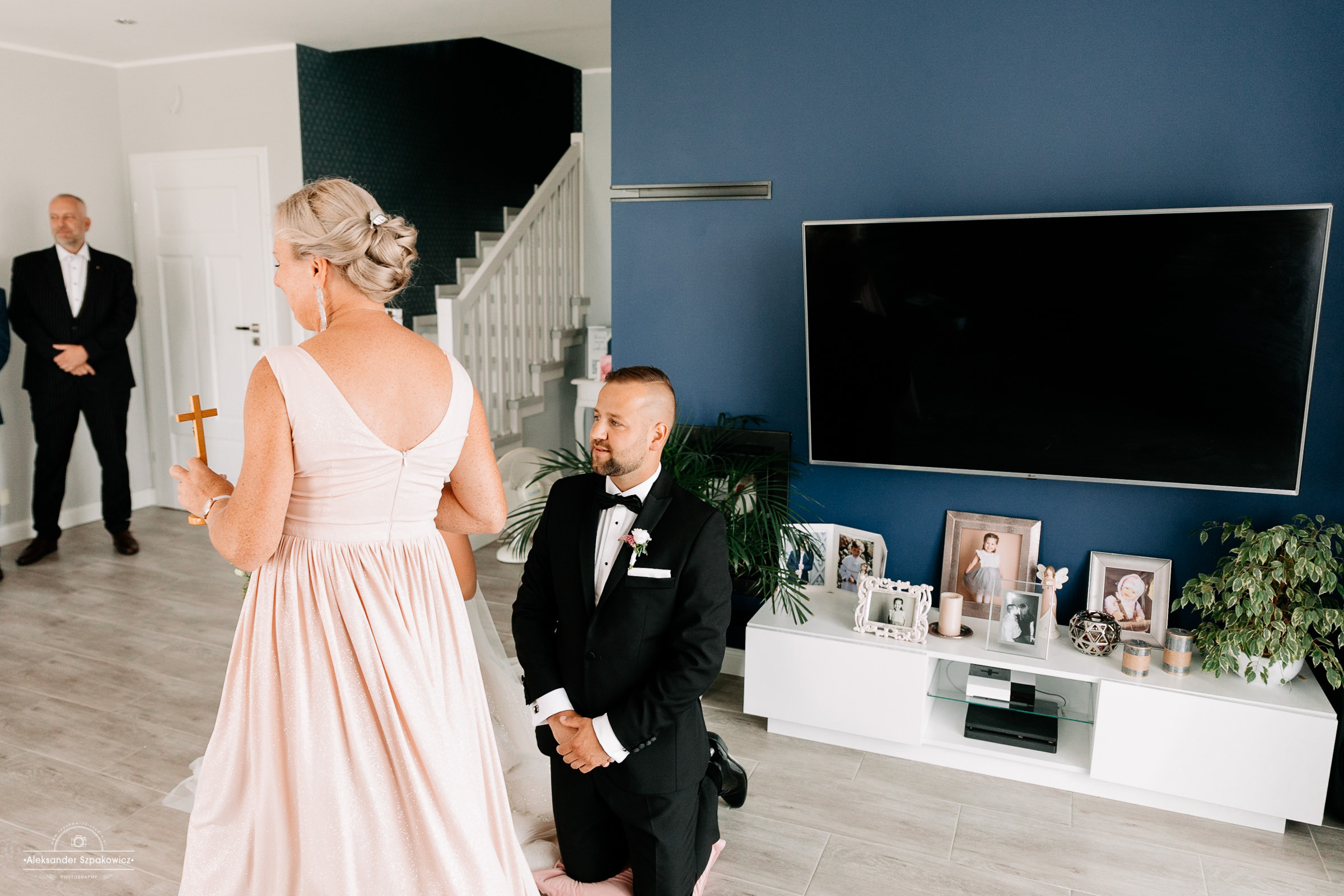 Zdjęcia ślubne z Przygotowań • Fotograf Trójmiasto. Fotograf Ślubny Warszawa - Sesje Biznesowe Rodzinne Eventy