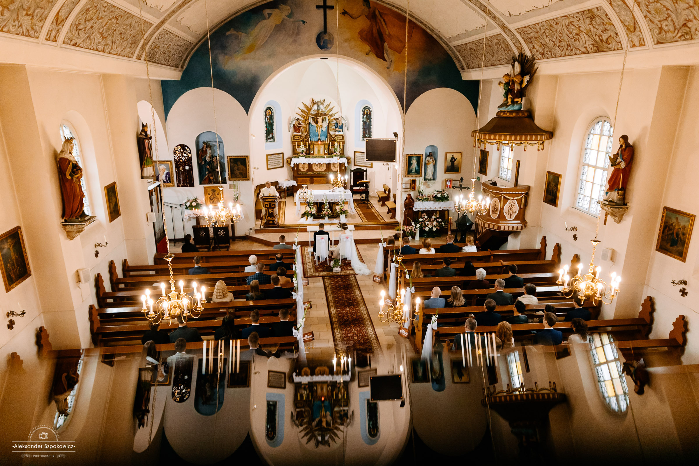 Ceremonia ślubna • Zdjęcia w kościele/USC. Fotograf Ślubny Warszawa - Sesje Biznesowe Rodzinne Eventy