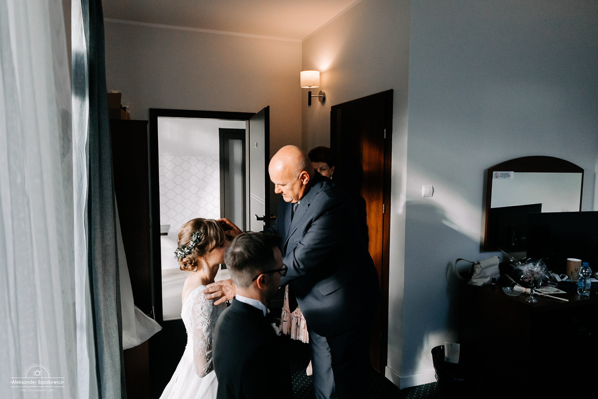 Zdjęcia ślubne z Przygotowań • Fotograf Trójmiasto. Fotograf Ślubny Warszawa - Sesje Biznesowe Rodzinne Eventy