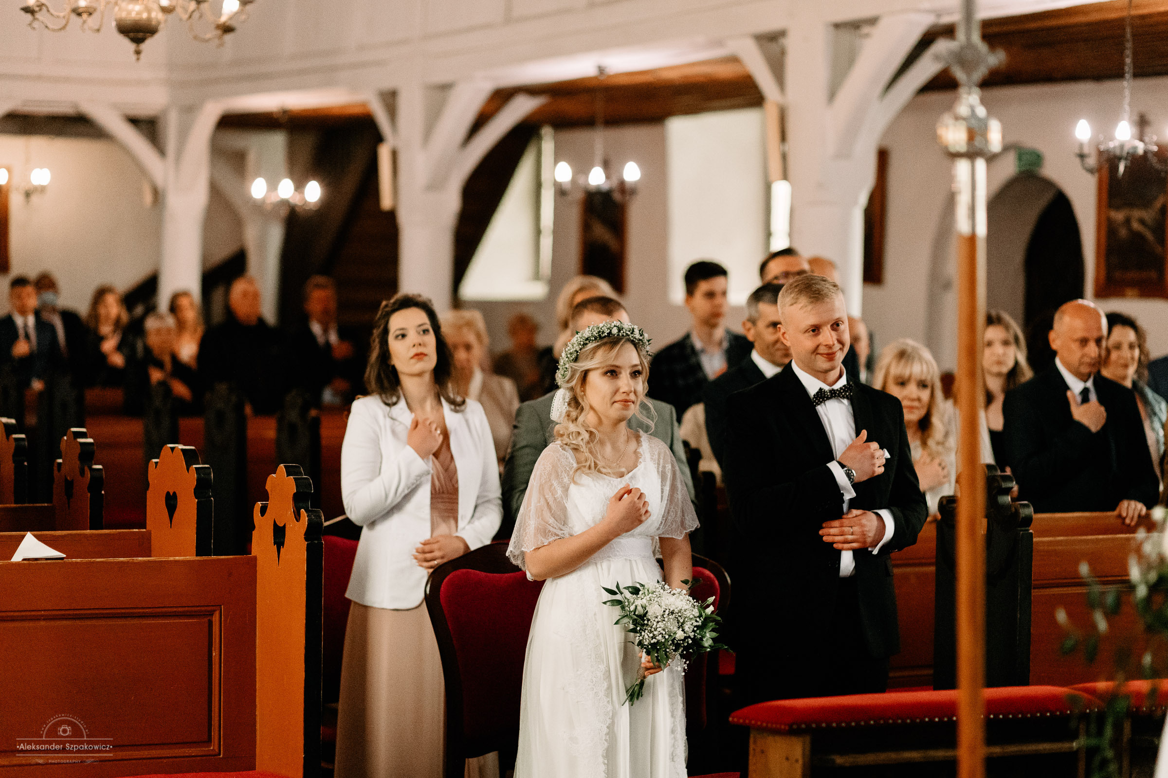 Ceremonia ślubna • Zdjęcia w kościele/USC. Fotograf Ślubny Warszawa - Sesje Biznesowe Rodzinne Eventy