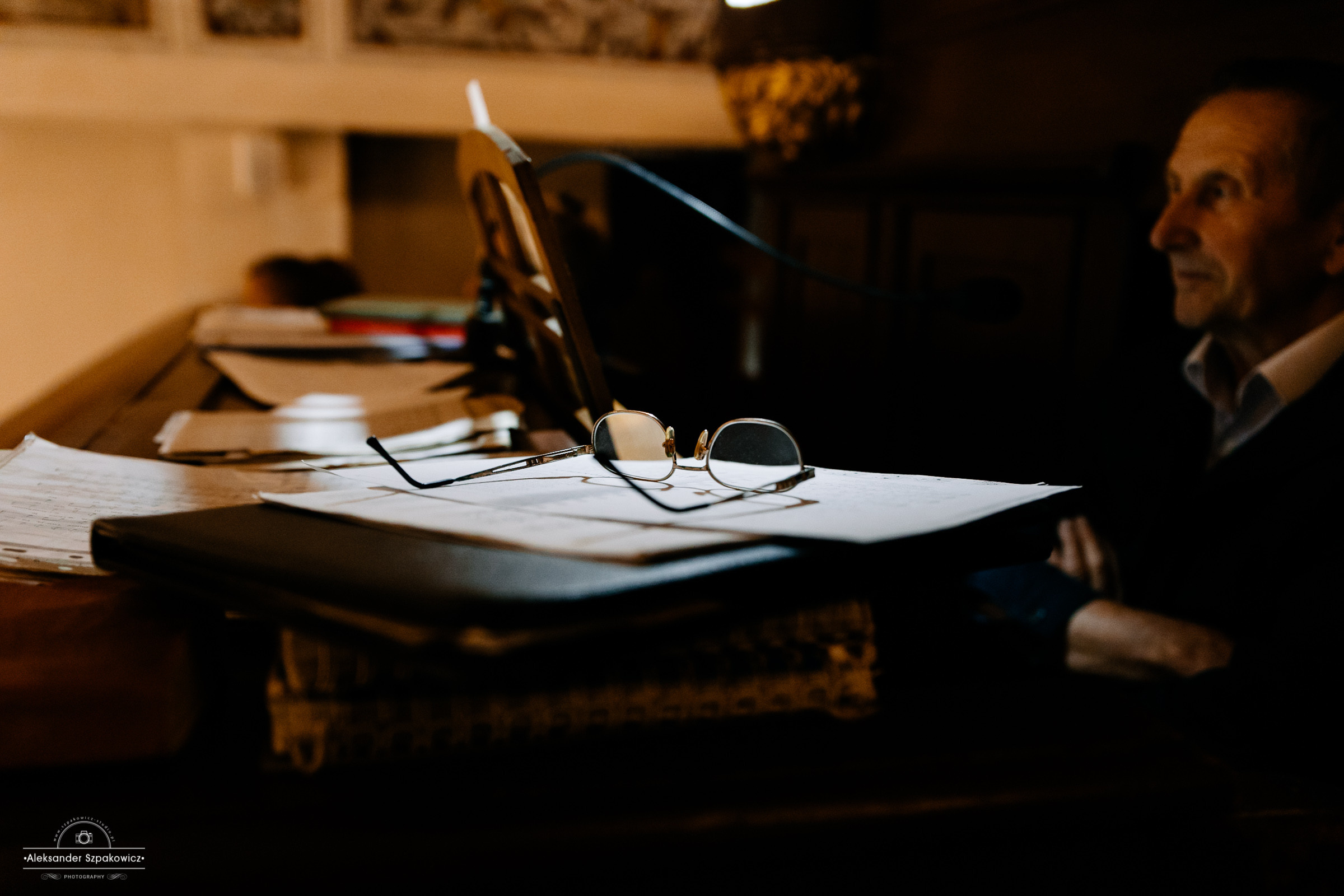 Ceremonia ślubna • Zdjęcia w kościele/USC. Fotograf Ślubny Warszawa - Sesje Biznesowe Rodzinne Eventy