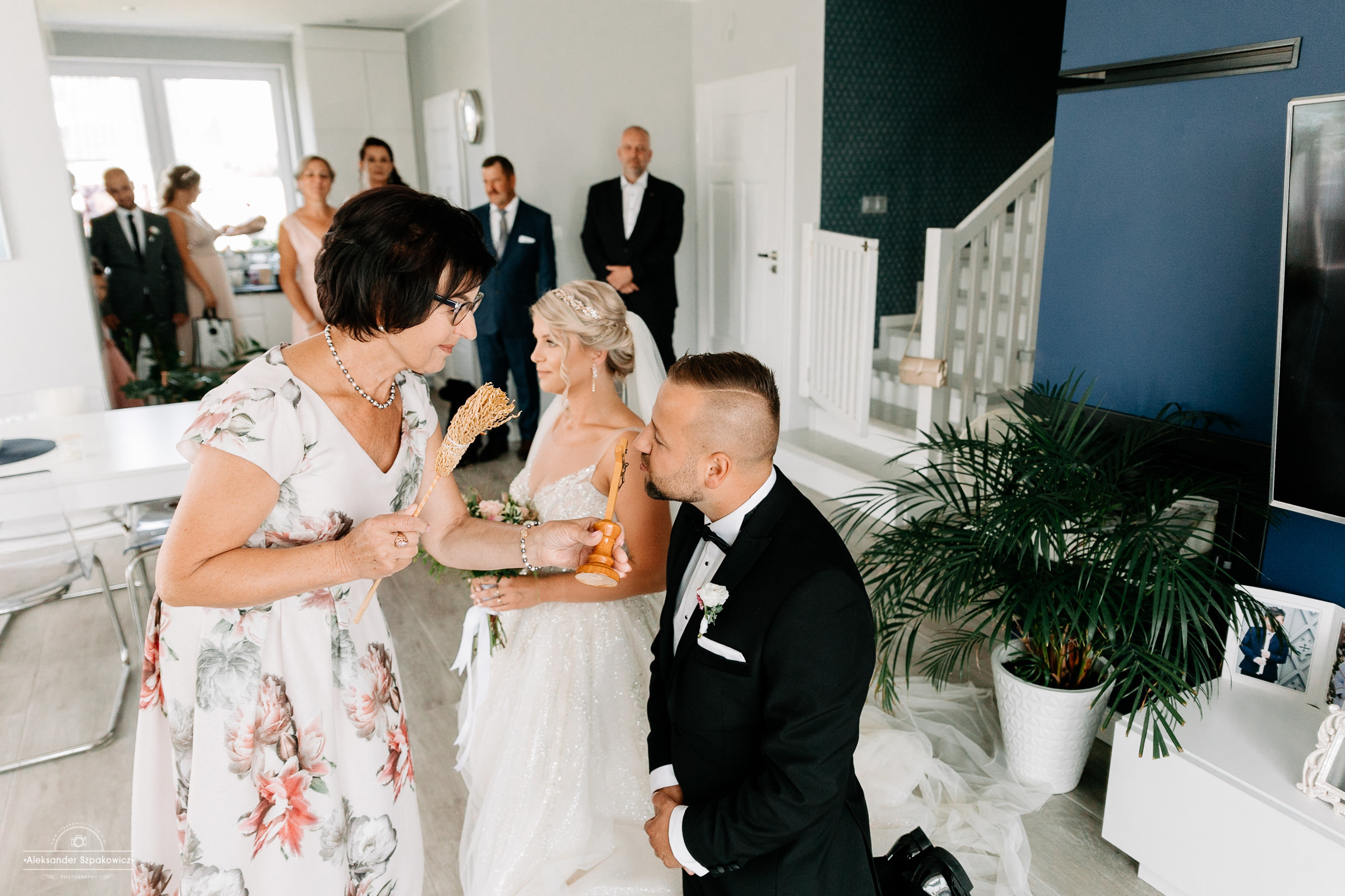 Zdjęcia ślubne z Przygotowań • Fotograf Trójmiasto. Fotograf Ślubny Warszawa - Sesje Biznesowe Rodzinne Eventy