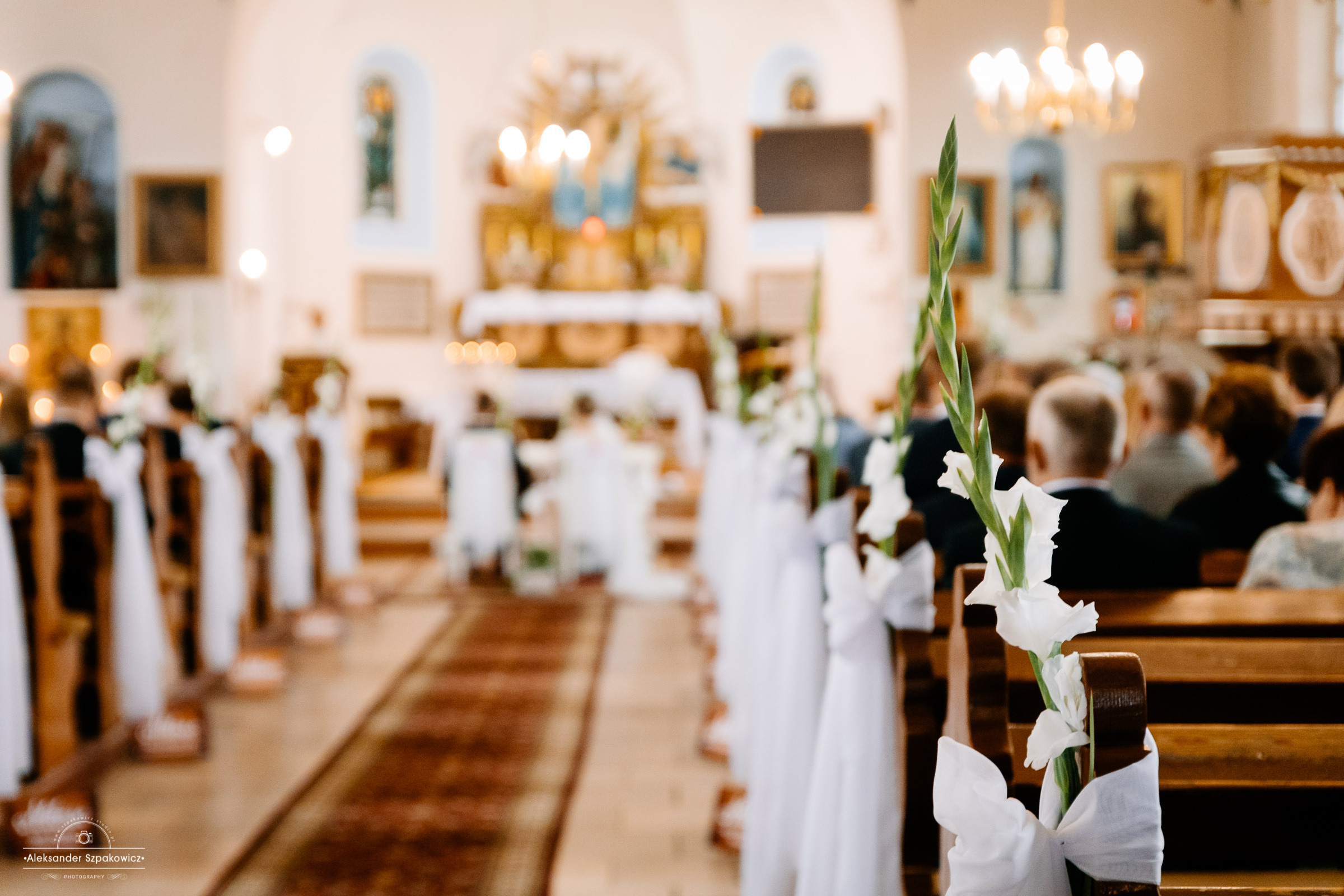 Ceremonia ślubna • Zdjęcia w kościele/USC. Fotograf Ślubny Warszawa - Sesje Biznesowe Rodzinne Eventy
