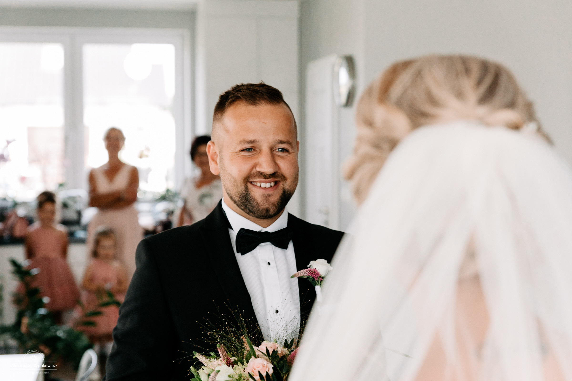 Zdjęcia ślubne z Przygotowań • Fotograf Trójmiasto. Fotograf Ślubny Warszawa - Sesje Biznesowe Rodzinne Eventy