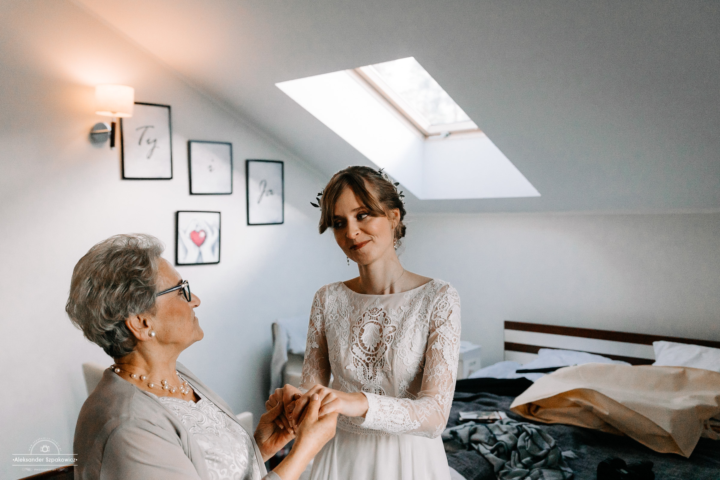 Zdjęcia ślubne z Przygotowań • Fotograf Trójmiasto. Fotograf Ślubny Warszawa - Sesje Biznesowe Rodzinne Eventy