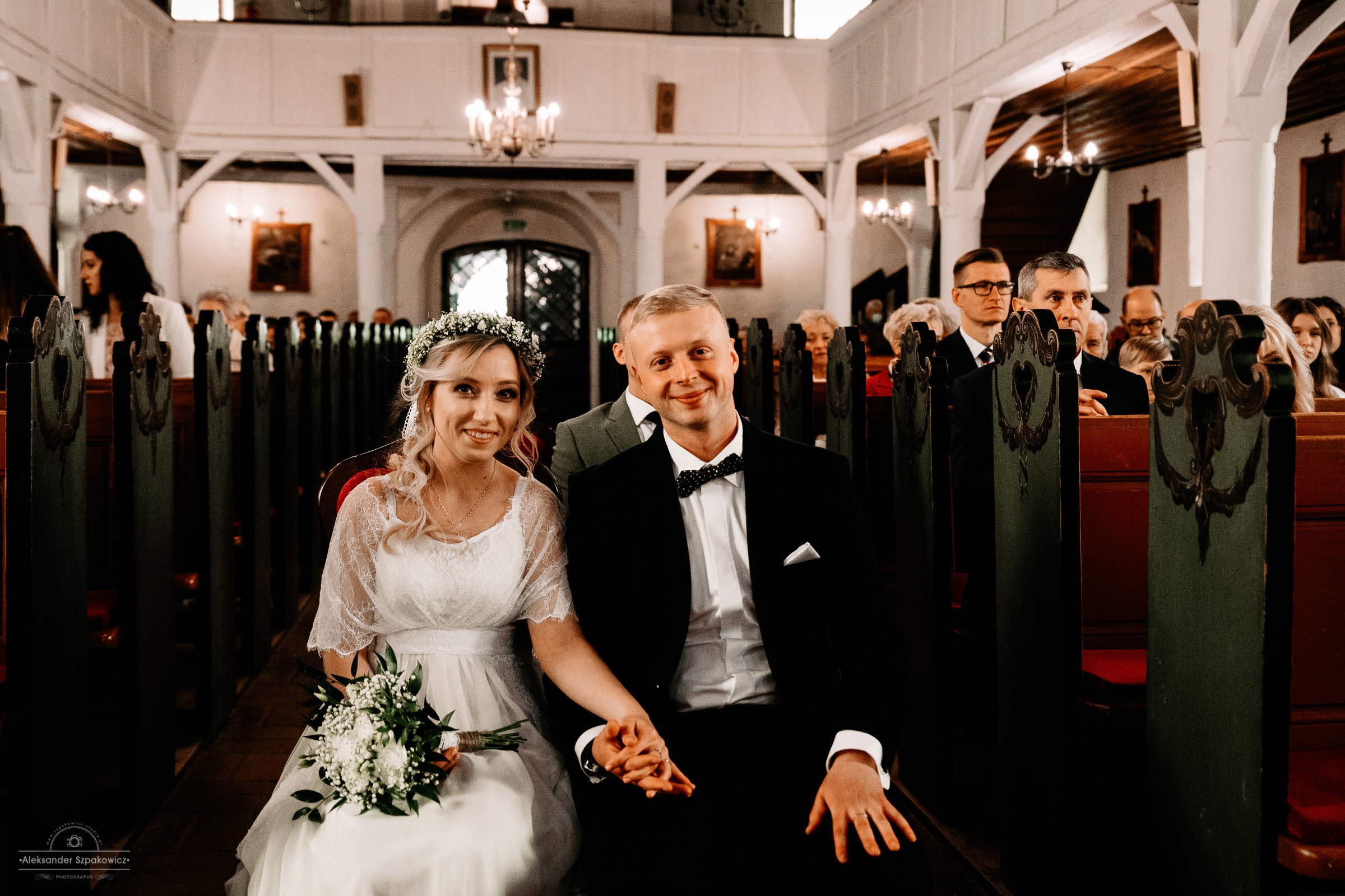 Ceremonia ślubna • Zdjęcia w kościele/USC. Fotograf Ślubny Warszawa - Sesje Biznesowe Rodzinne Eventy