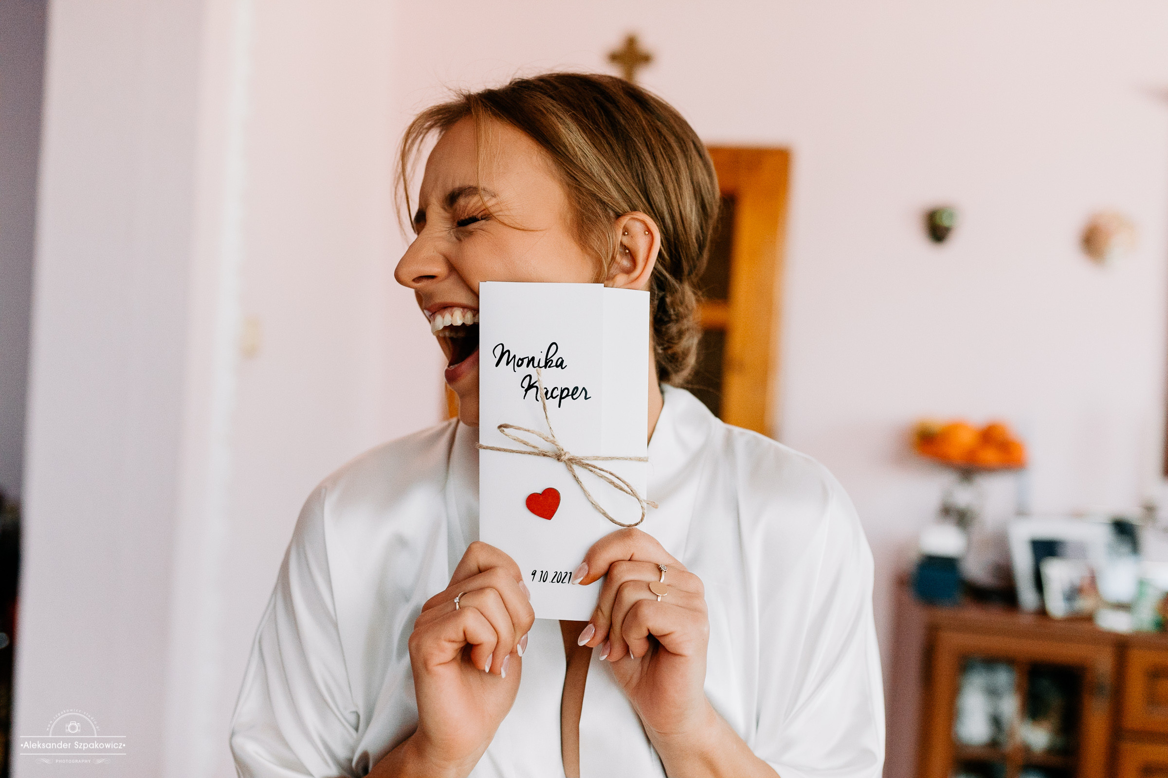 Zdjęcia ślubne z Przygotowań • Fotograf Trójmiasto. Fotograf Ślubny Warszawa - Sesje Biznesowe Rodzinne Eventy