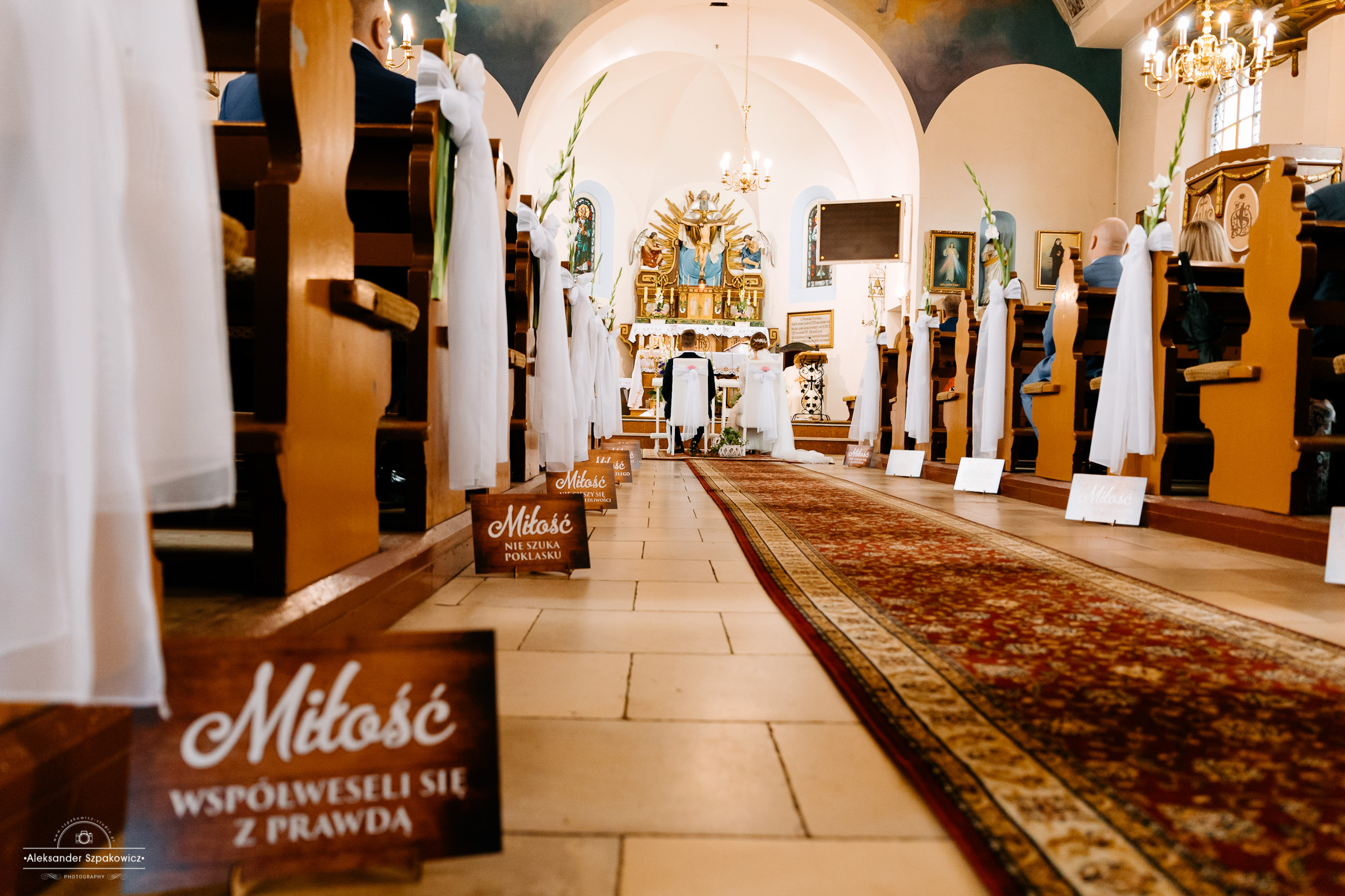Ceremonia ślubna • Zdjęcia w kościele/USC. Fotograf Ślubny Warszawa - Sesje Biznesowe Rodzinne Eventy