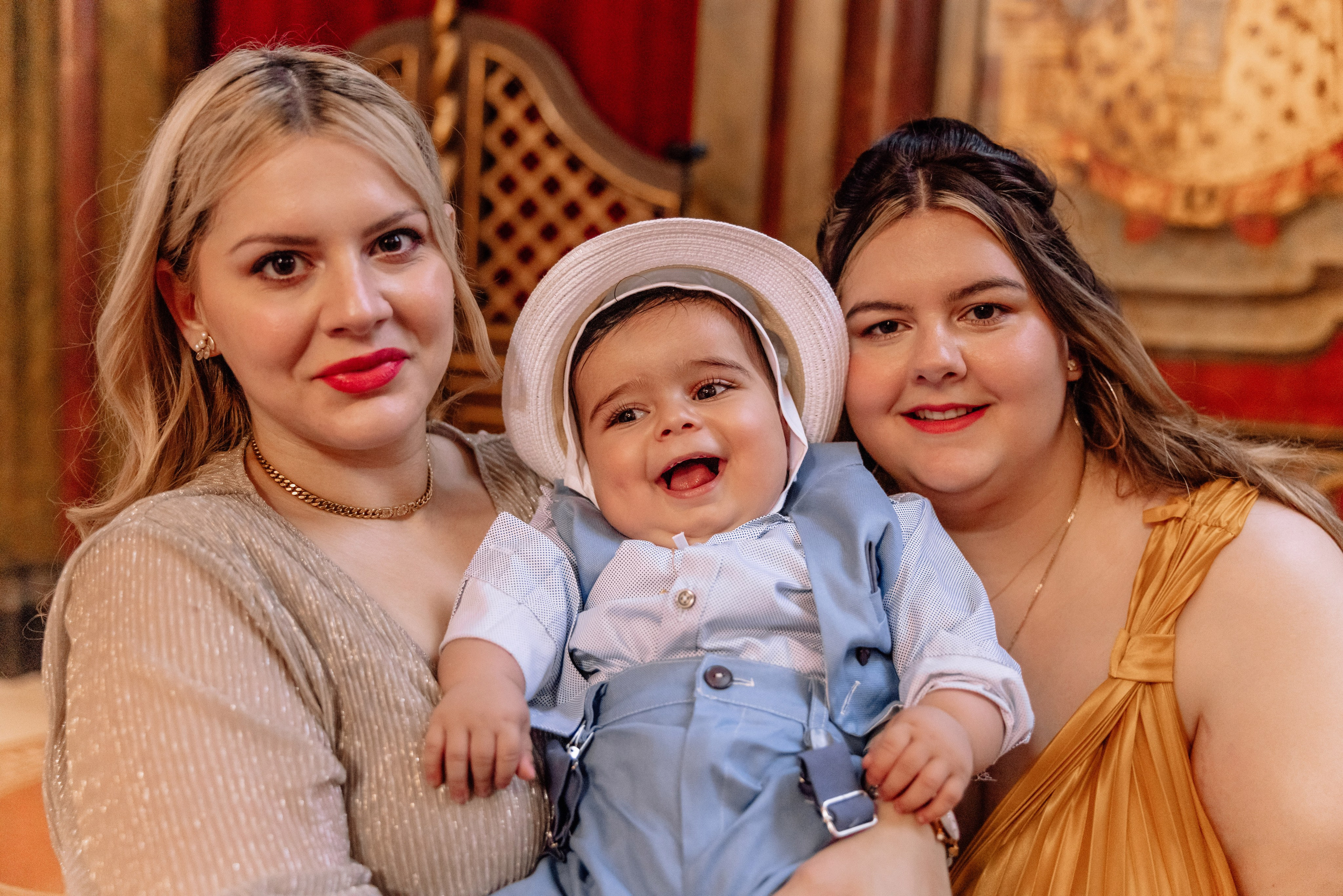 Taufe und Kommunion. Hochzeitsfotograf München Taufe Familienfotograf Tanja Mauke