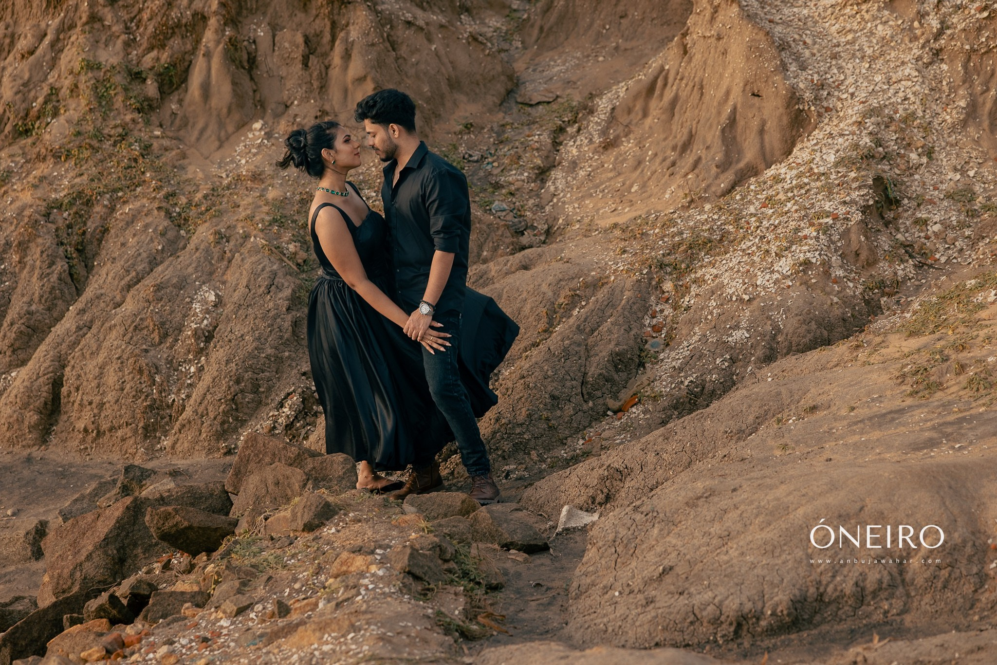Pre wedding photography: Doric Bungalow in Arippu, Mannar, Sri Lanka