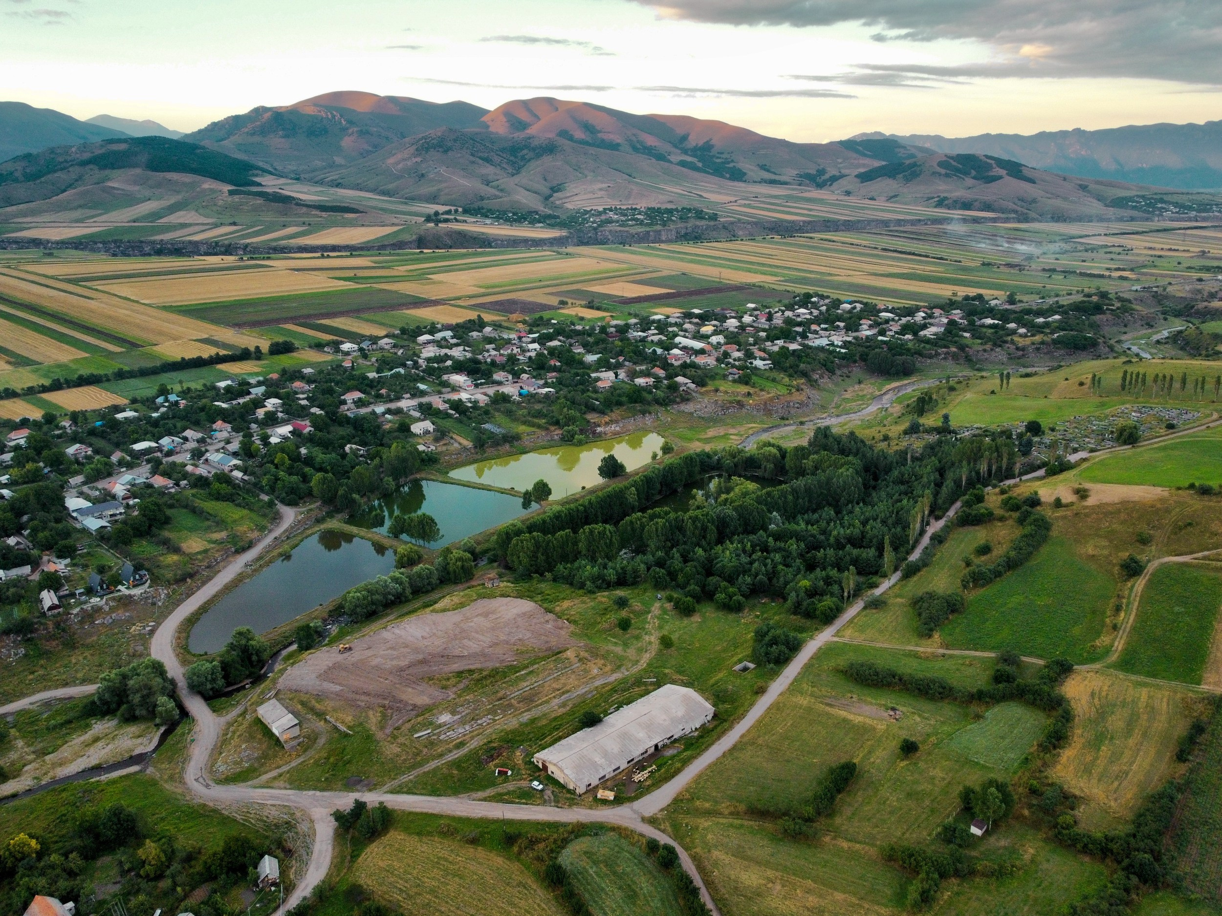 EARTH & SONG Vardablur, 2025. Areg Balayan — Photographer/Visual Artist