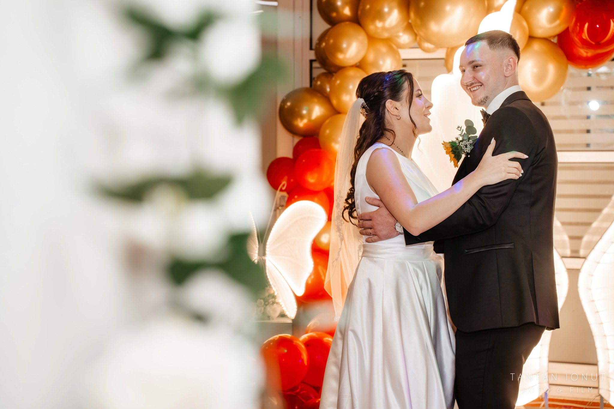 Mihaela & Razvan. TANTAN IONUT FOTO & FILM