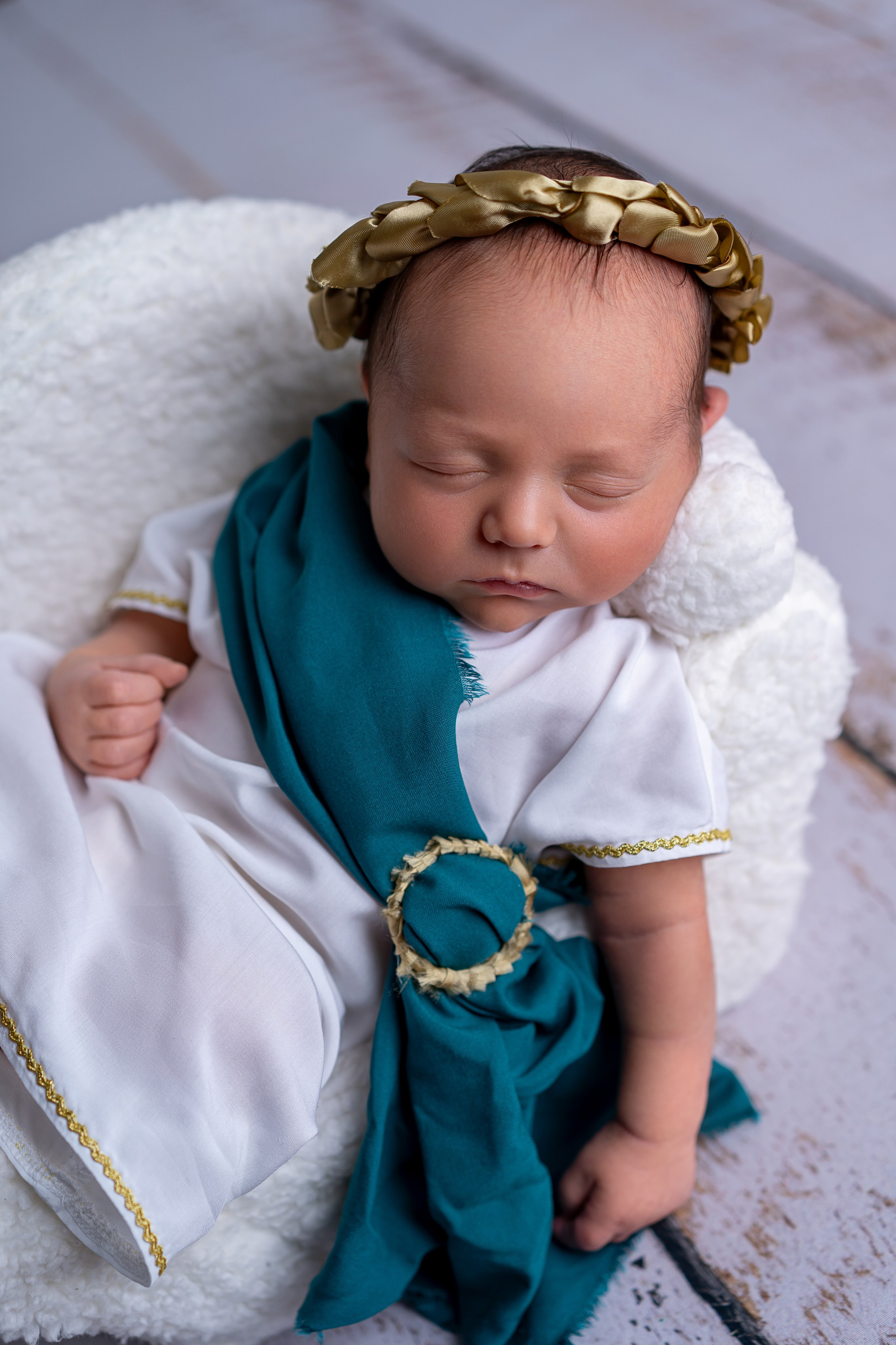 Neugeborenenfotos in Berlin – Studio oder bei Ihnen zu Hause