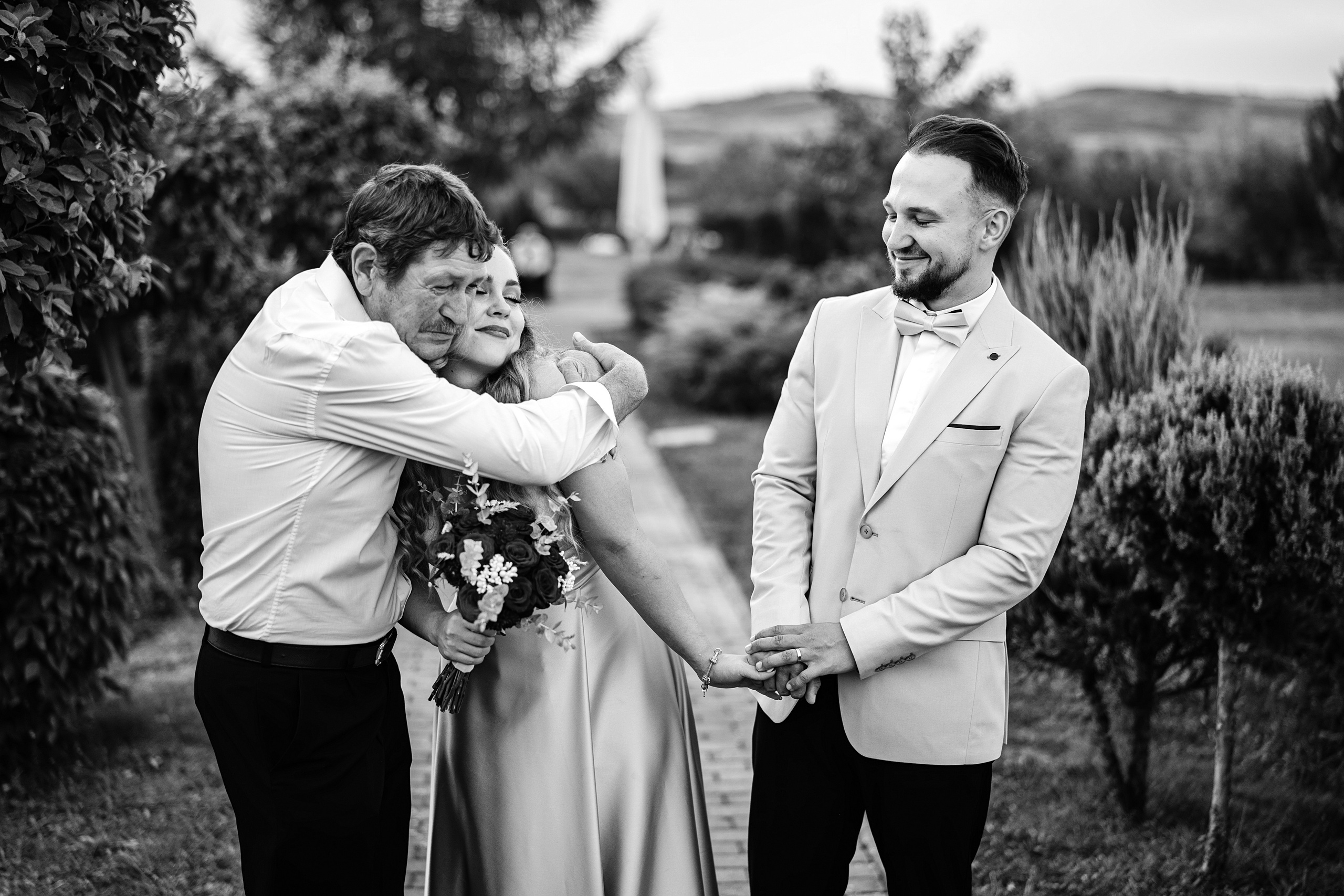 Fotografi - Cameramani. Újfalvi Szilárd - Fotograf de nuntă, cununie civilă, botez și familie în Târgu Mureș și Transilvania