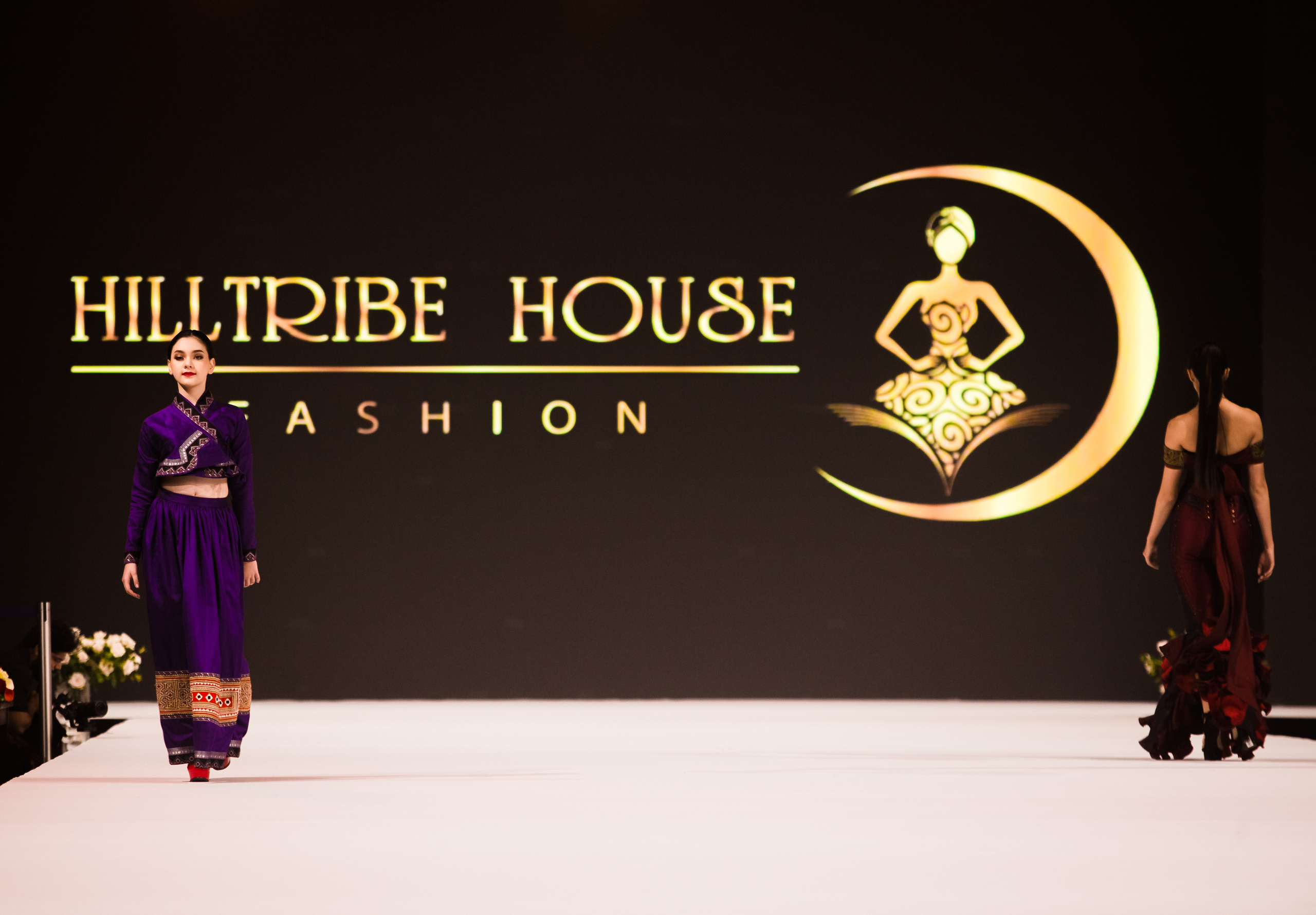 Fashion show. Photographer in Dubai Dmitry Gromov