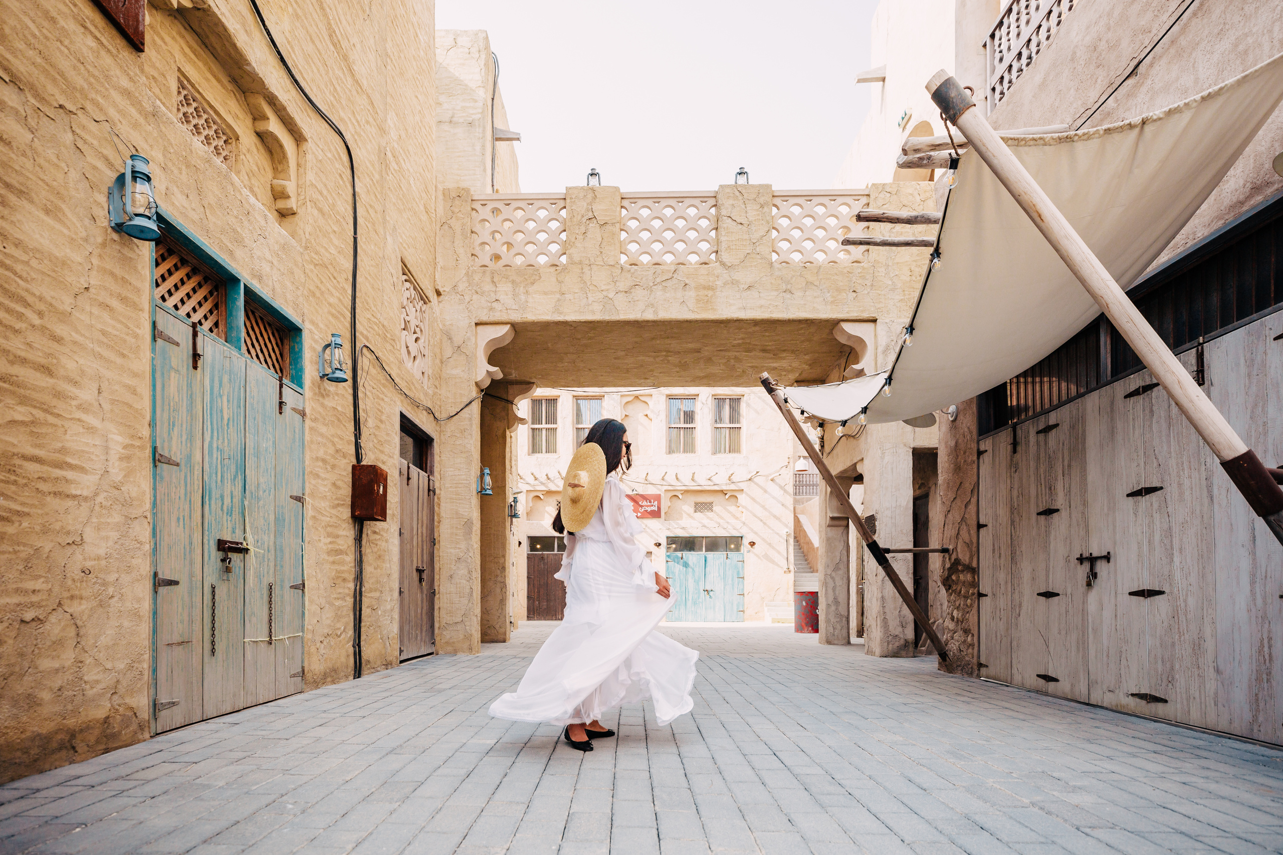 Love story for Almaz and Jania. Photographer in Dubai Dmitry Gromov