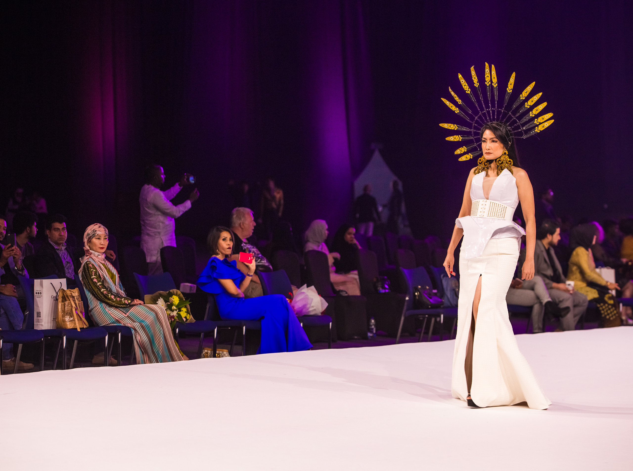 Fashion show. Photographer in Dubai Dmitry Gromov