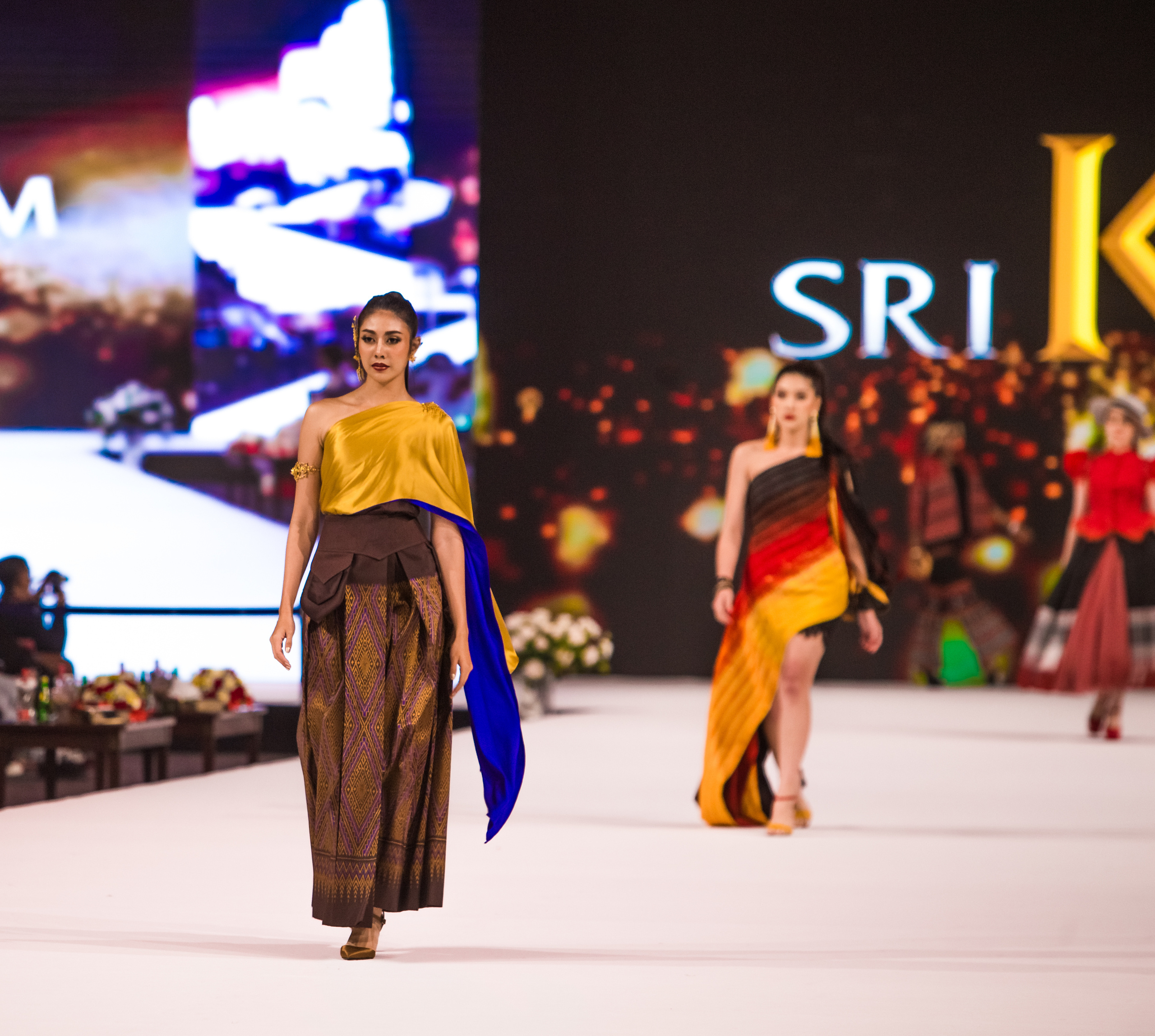 Fashion show. Photographer in Dubai Dmitry Gromov