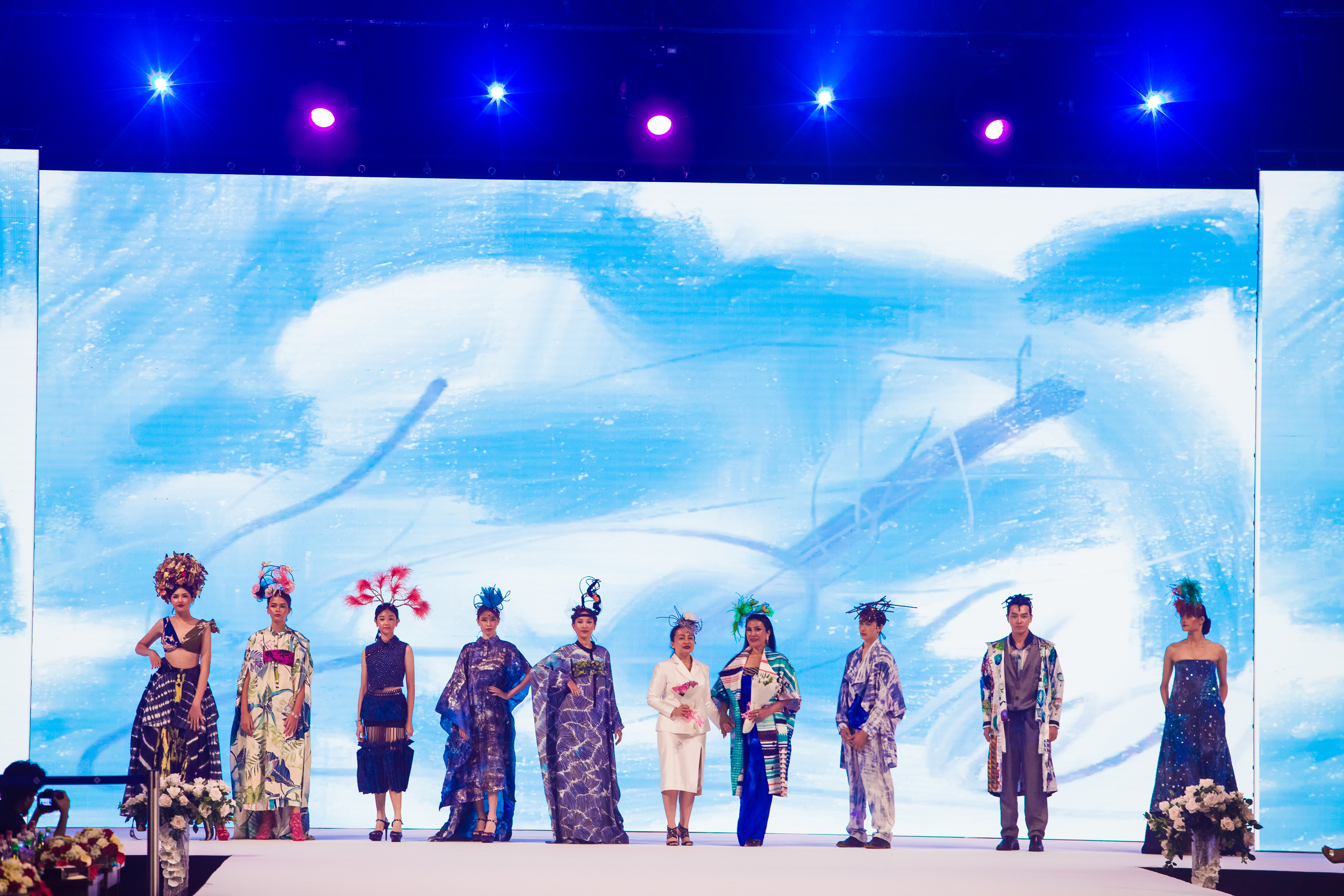 Fashion show. Photographer in Dubai Dmitry Gromov