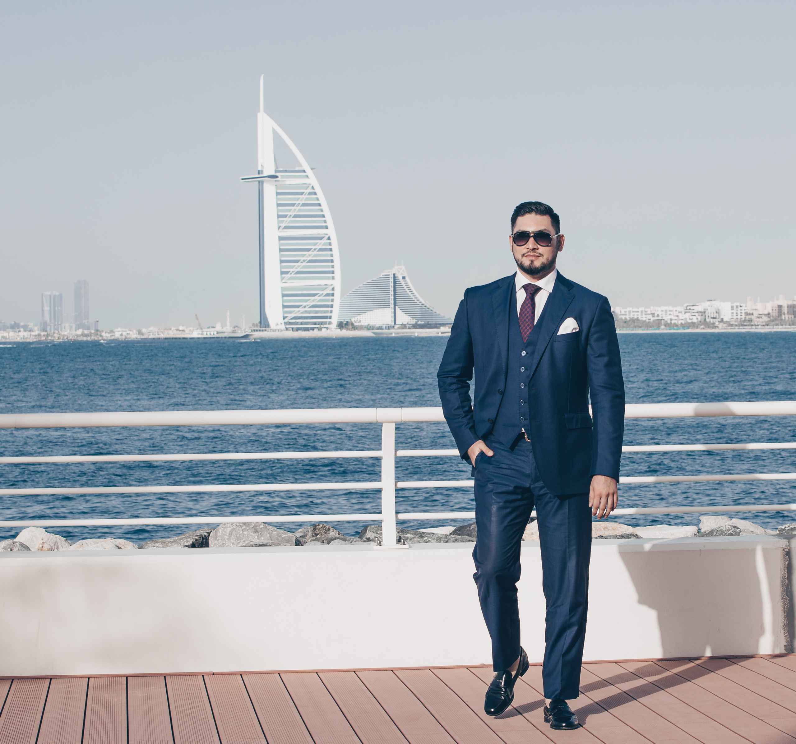 Photo session in dubai for a real estate agent. Photographer in Dubai Dmitry Gromov