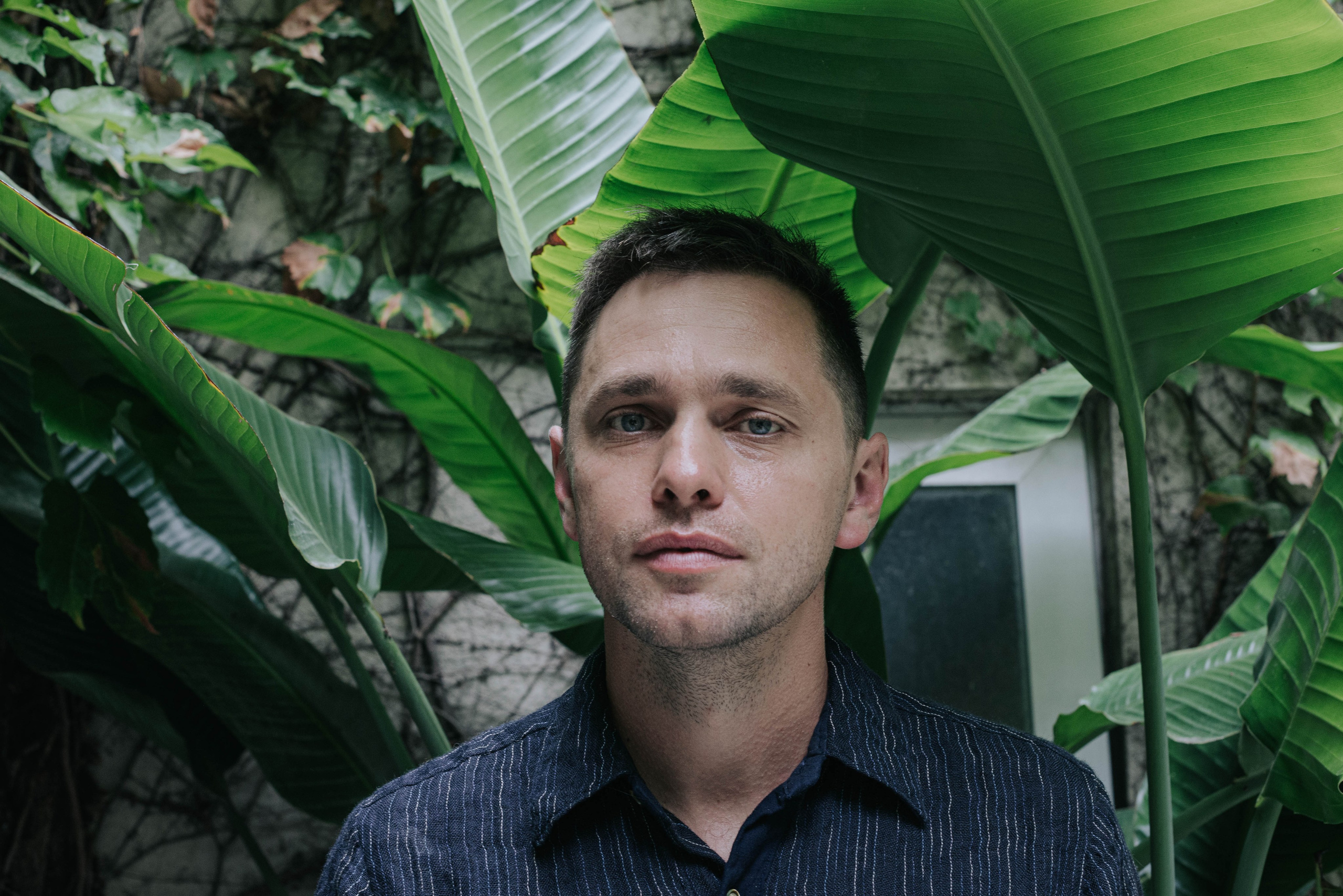 Docdocdoc. Visiting a Friend. Photographer @elmirkami in the city of Buenos Aires