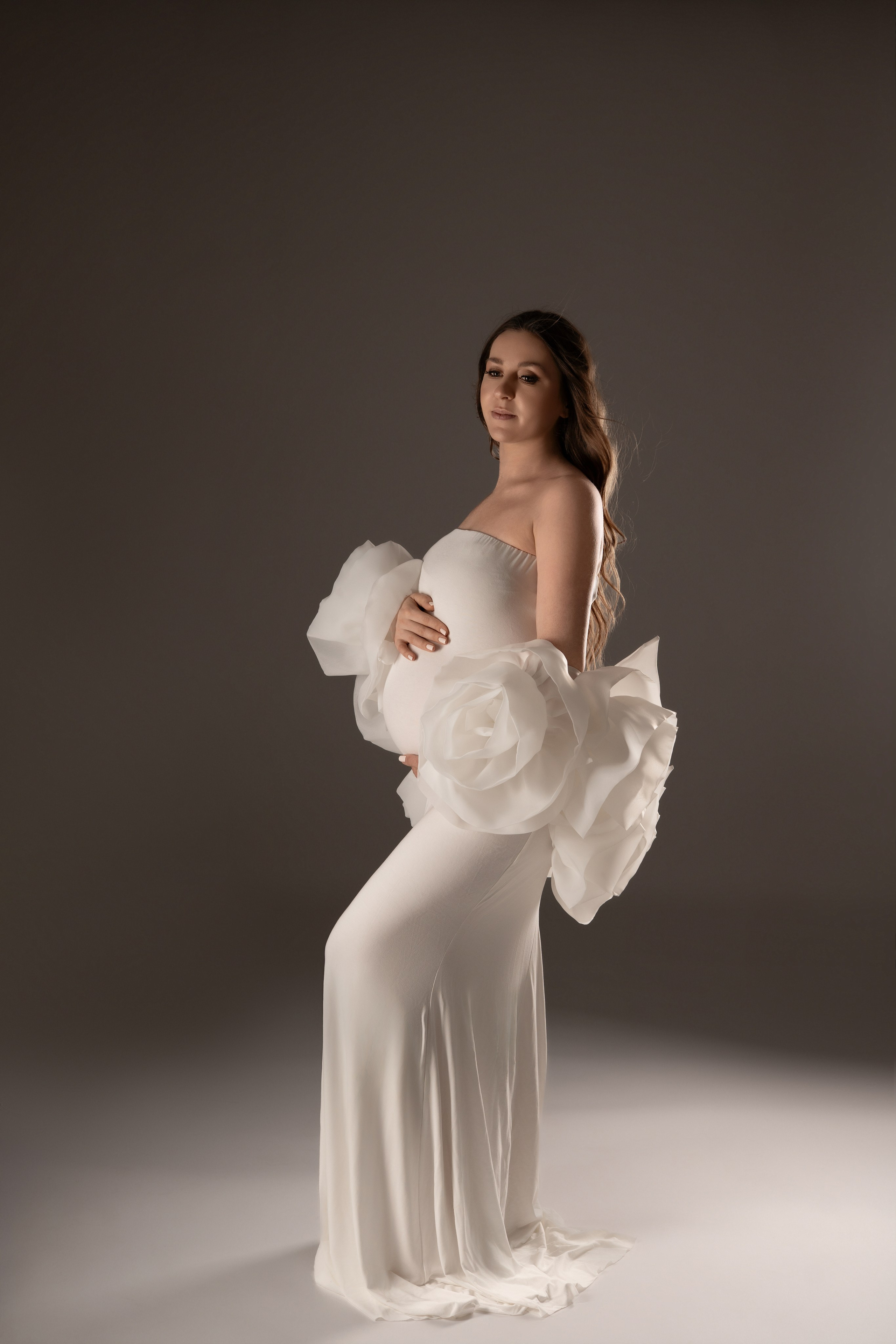 Naturalna, wyjątkowa, delikatna sesja ciążowa w Łodzi. Fotograf Łódź - sesja ciążowa, noworodkowa, dziecięca. Studio w Łodzi