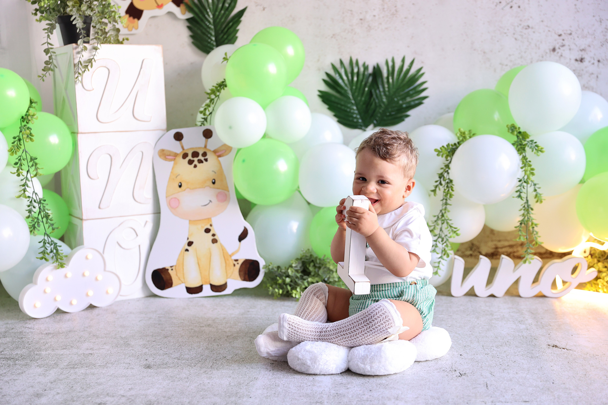 SMASH CAKE * cumpleaños. Fotografía de Eventos, Embarazo y Familiar en Pirineos